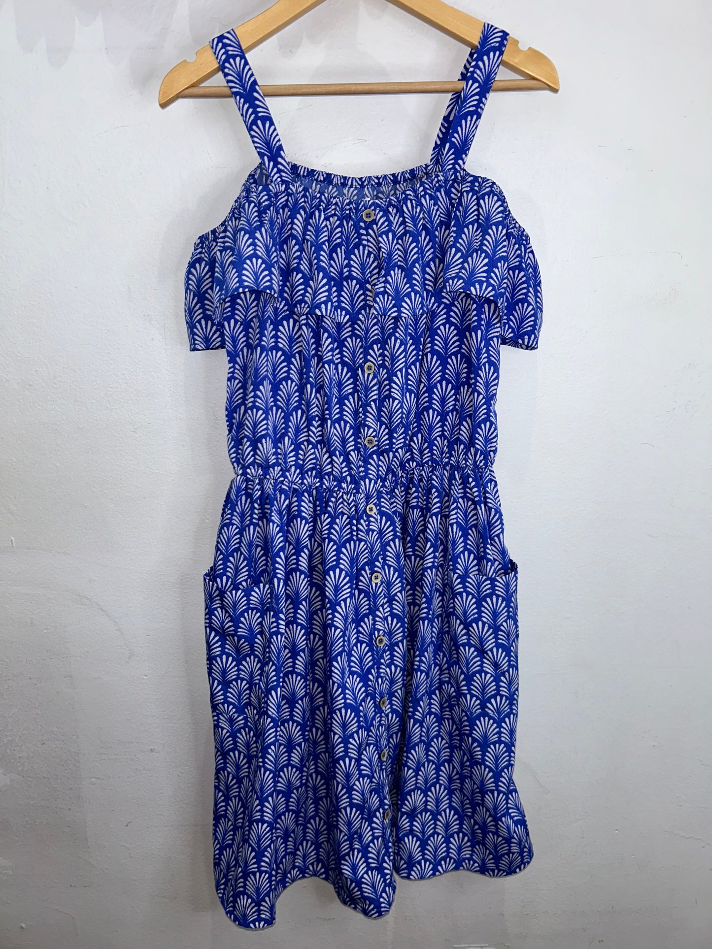 Blue print dress 12y