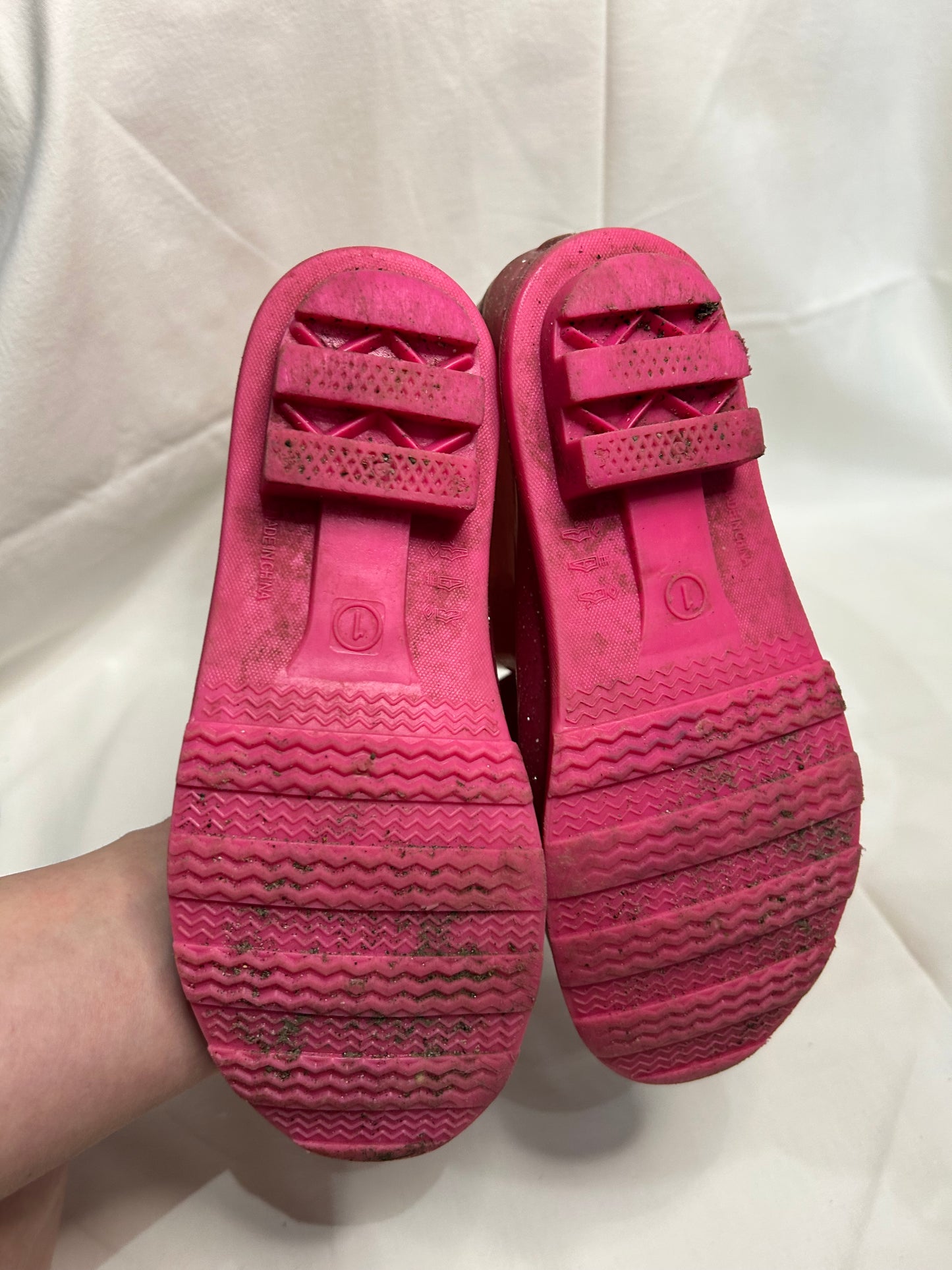 Y1 pink sparkly rainboots
