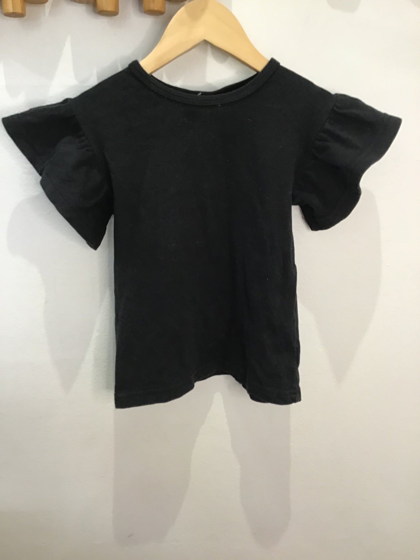 Jamie Kay black tee 4y