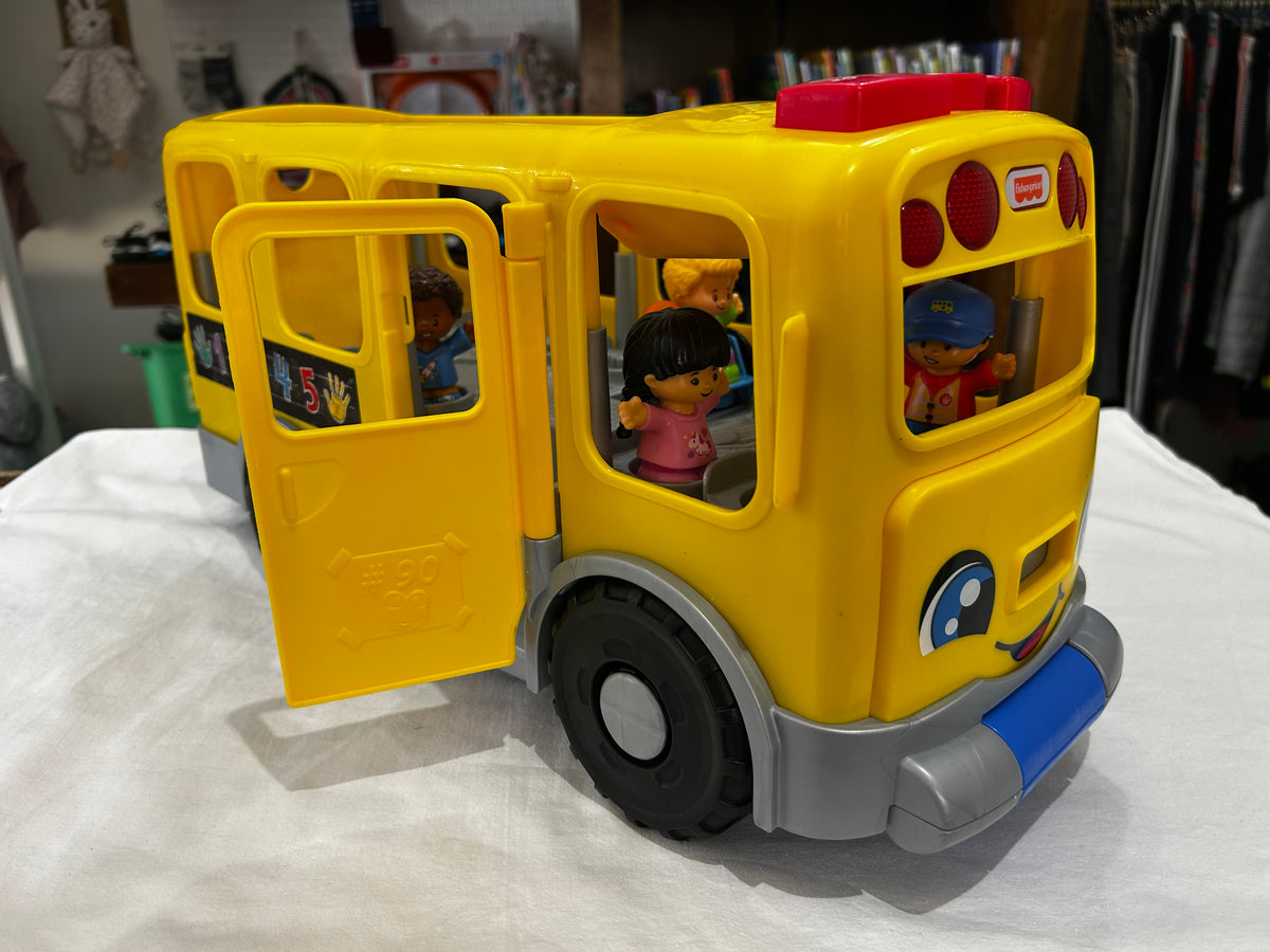 Little People school bus with some people