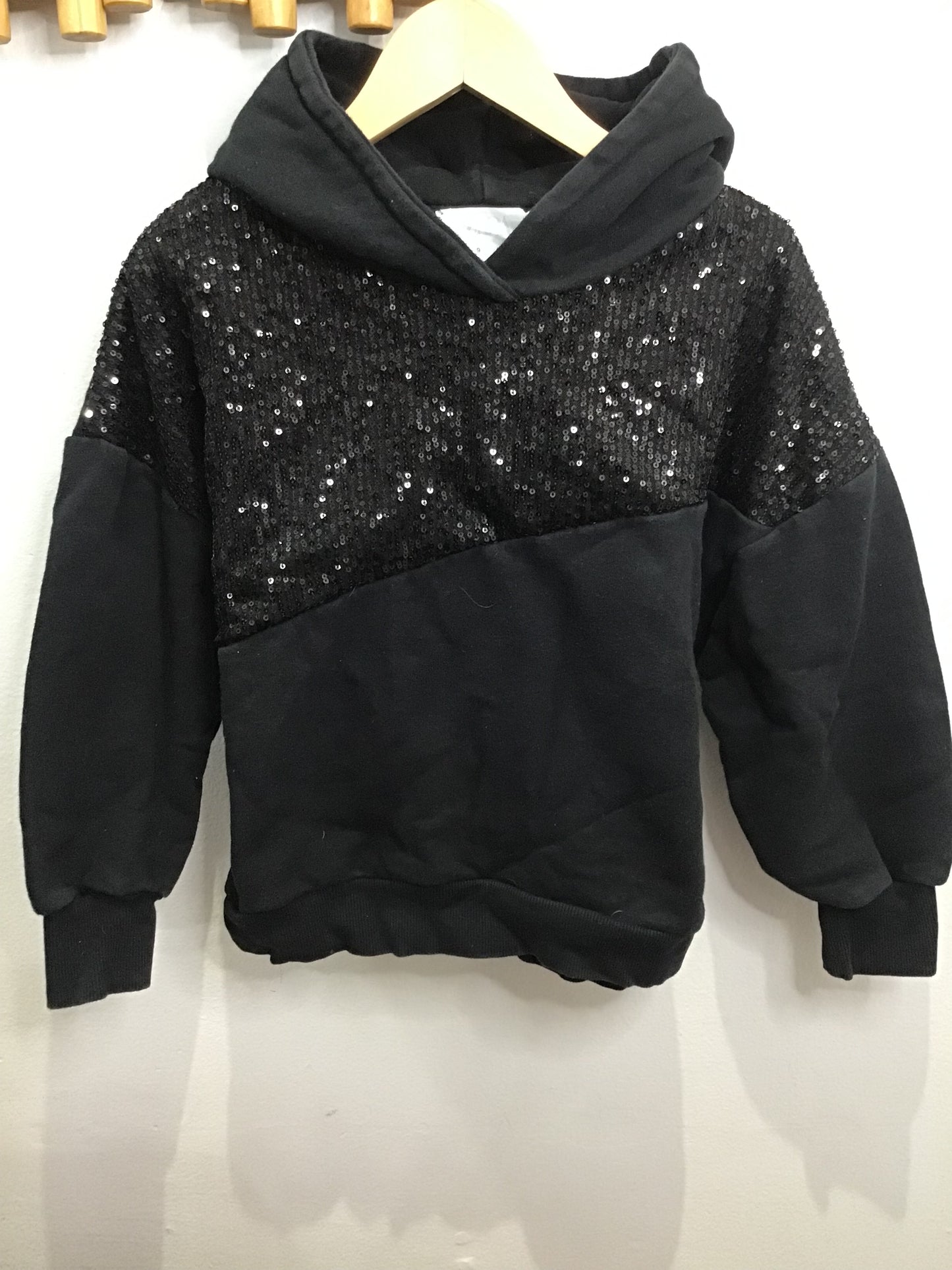 Black sparkly hoodie 7-9y