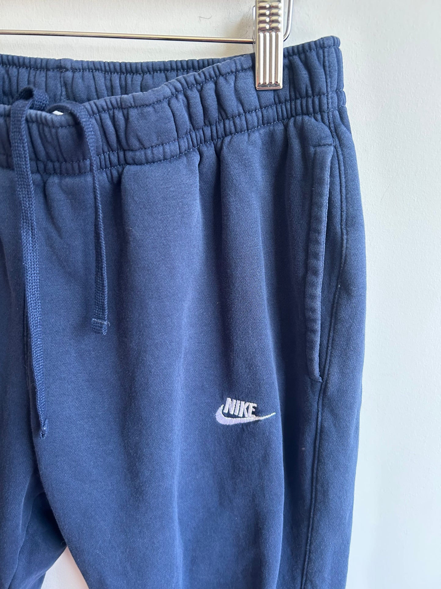 Navy classic joggers L