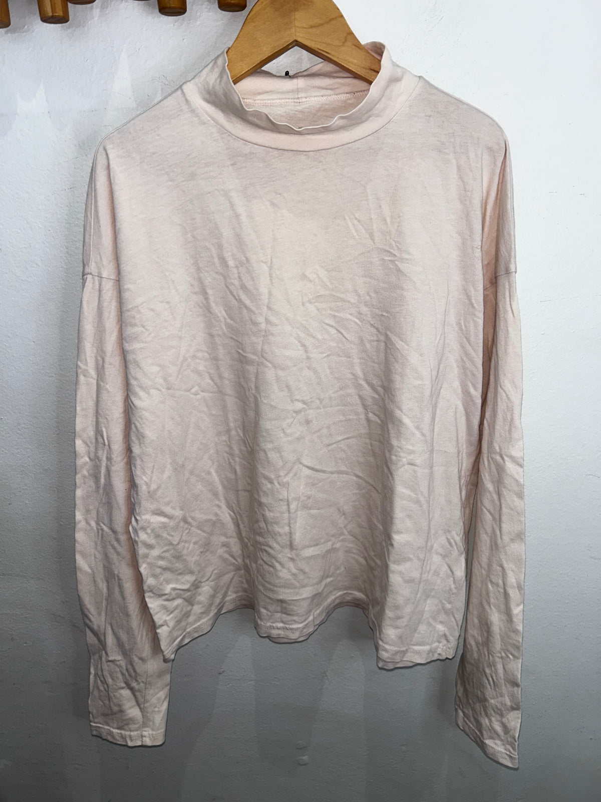 Everlane light pink mockneck - adult XS