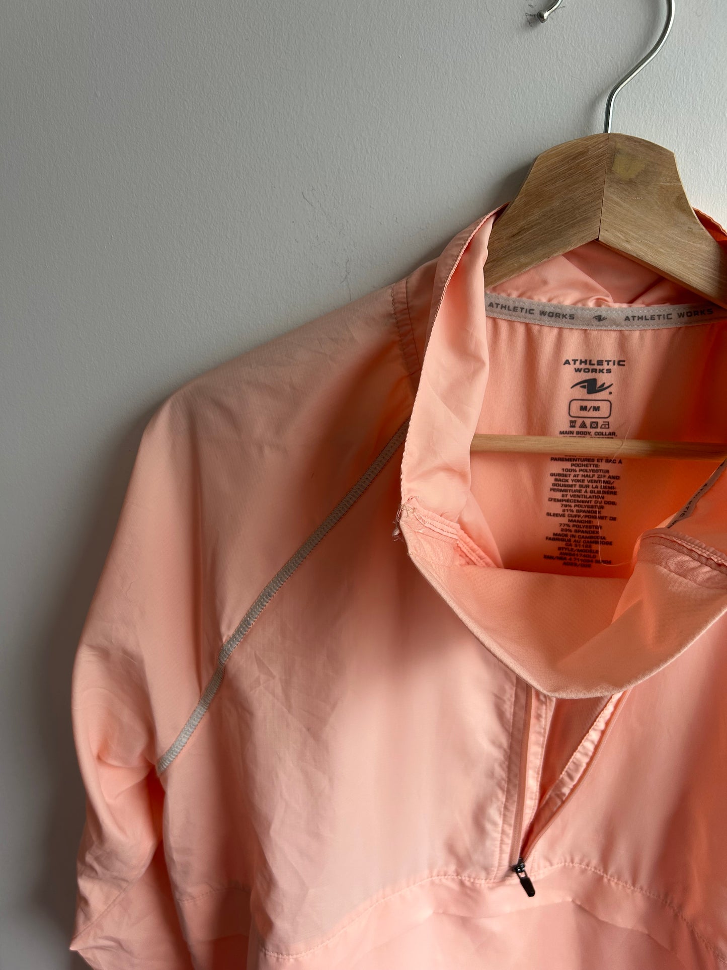 Light peach shell topper M