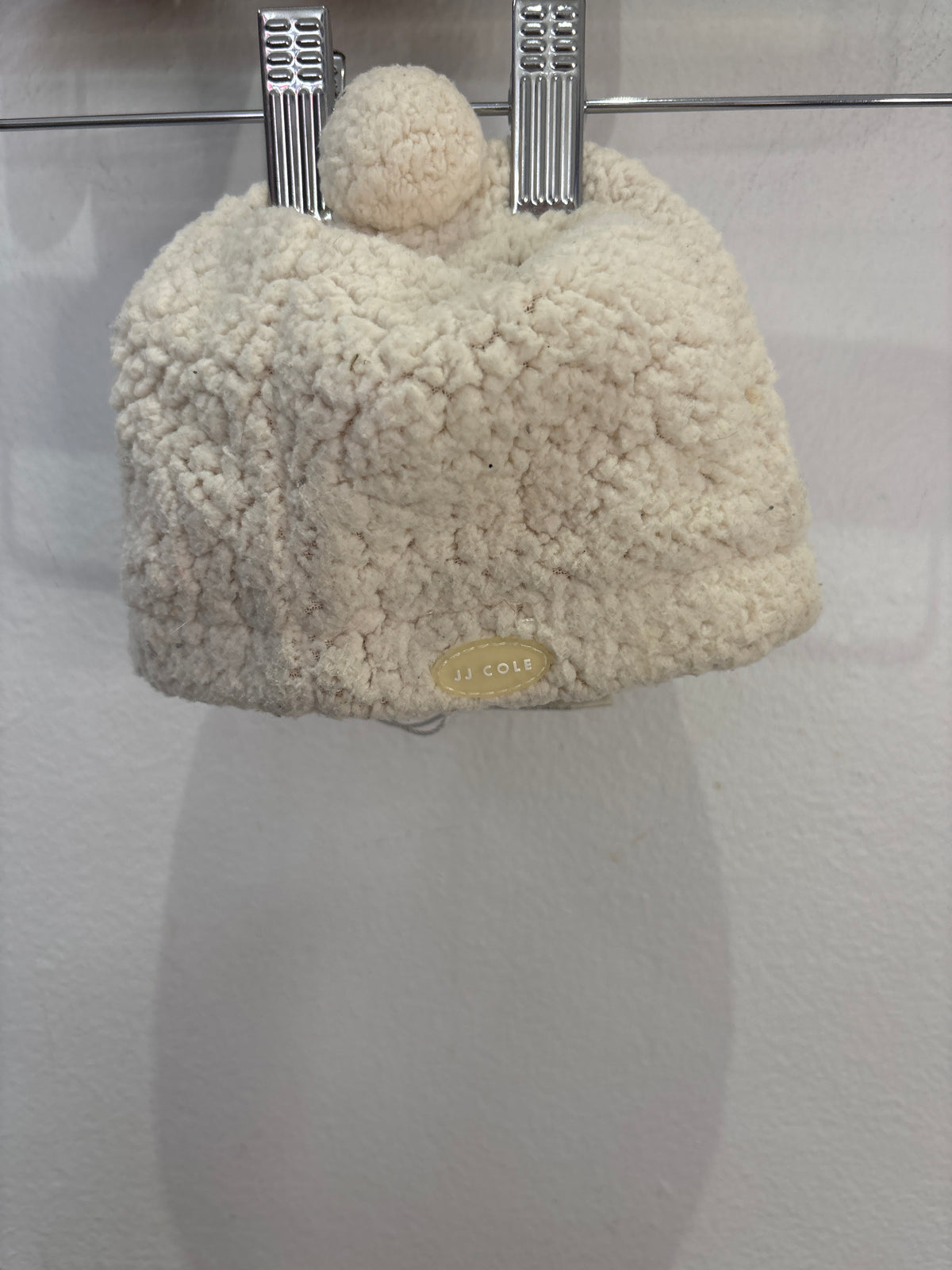 JJ Cole cream hat 6-12m