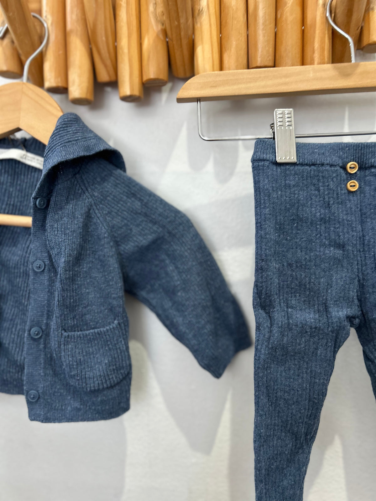 Blue cardigan and pants set 3-6m