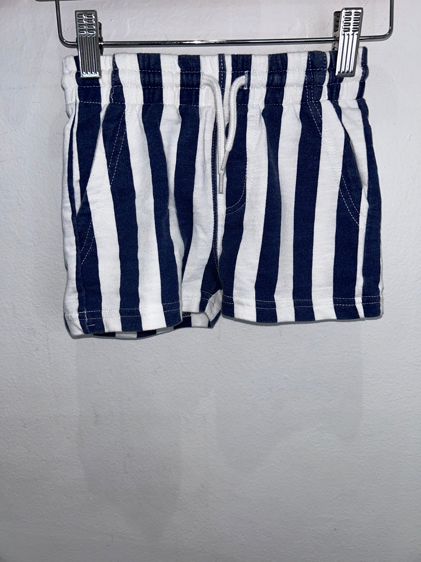 Cotton On Kids blue stripe shorts 2y