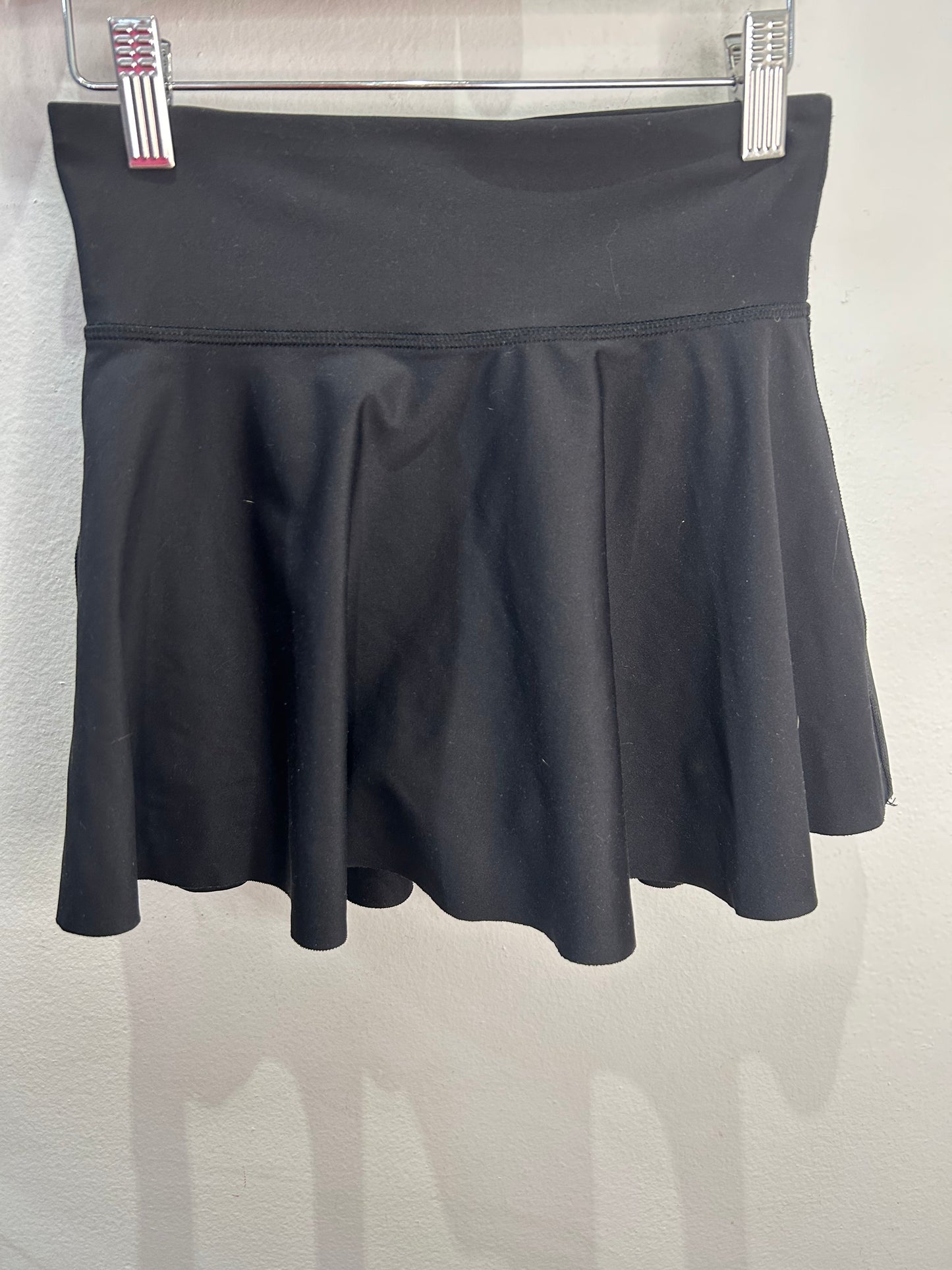 Black activewear skort 10-12y