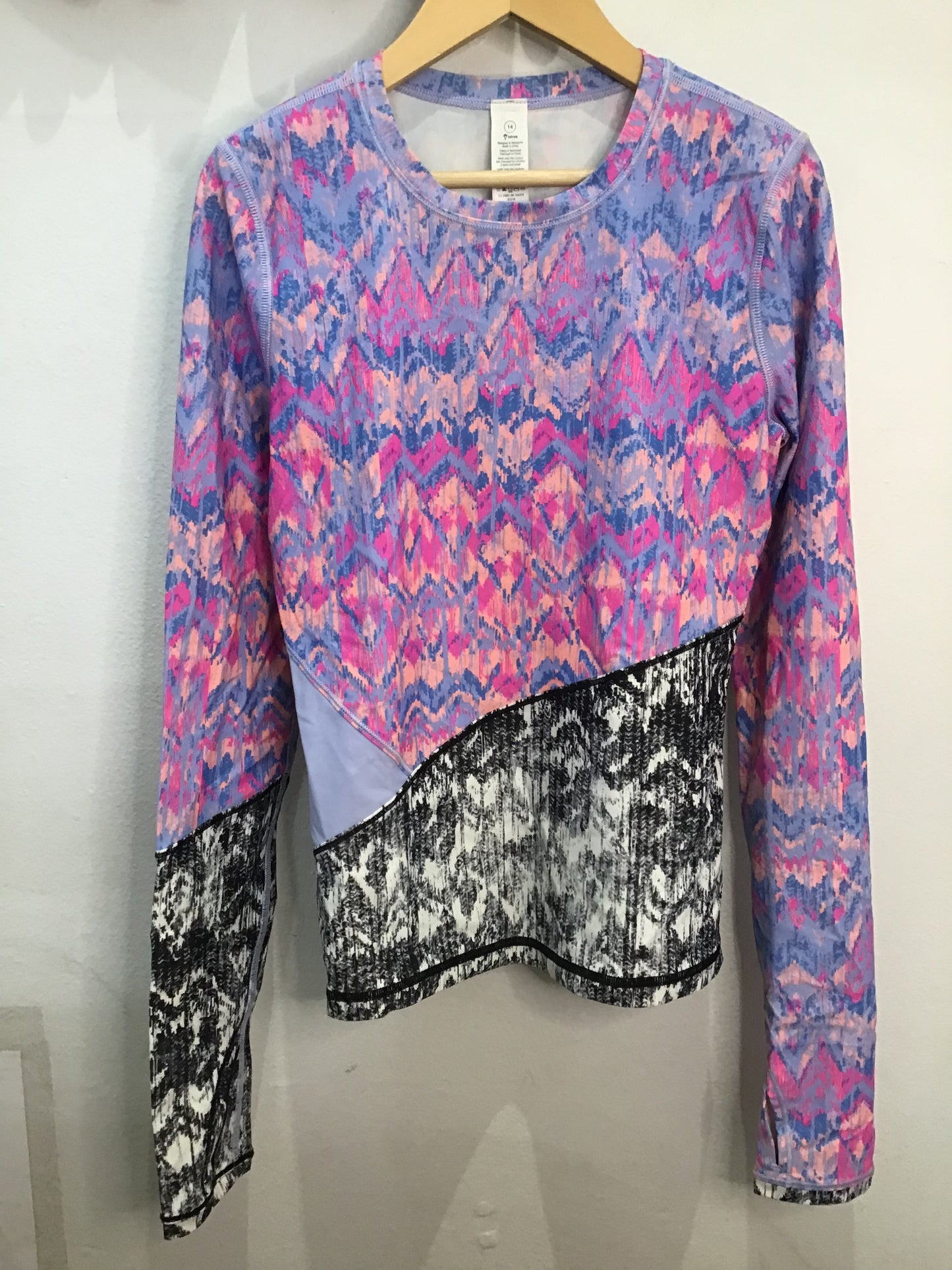 Ivivva colourful rashguard 14y