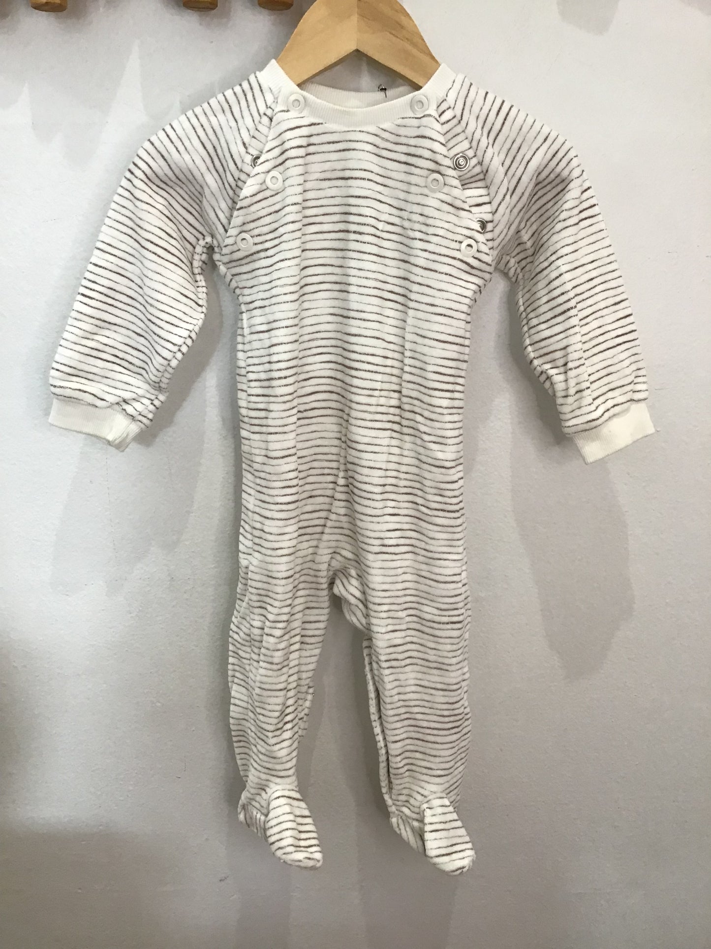 Fixon Organics velour romper 6m