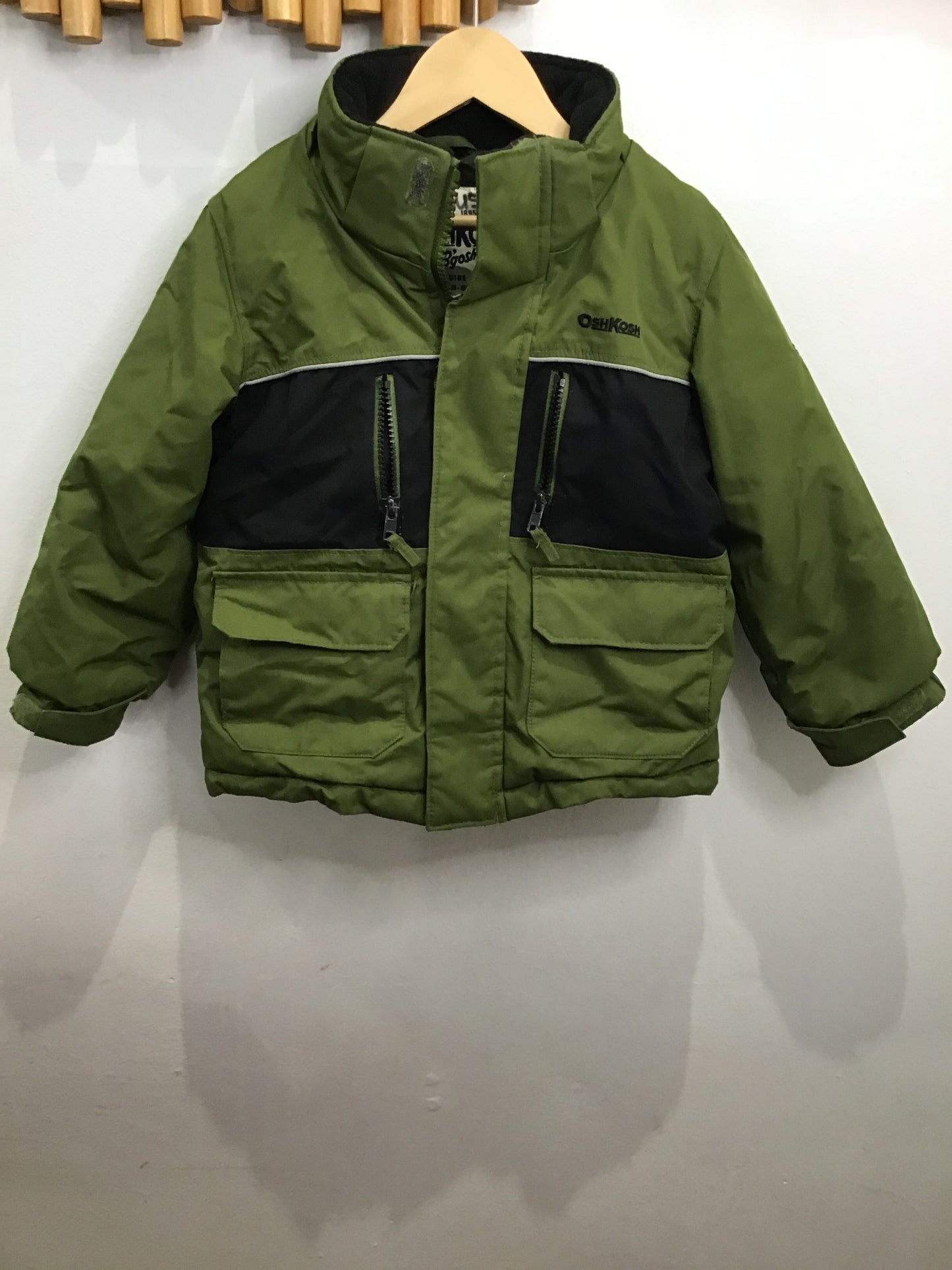 Green winter jacket 4y