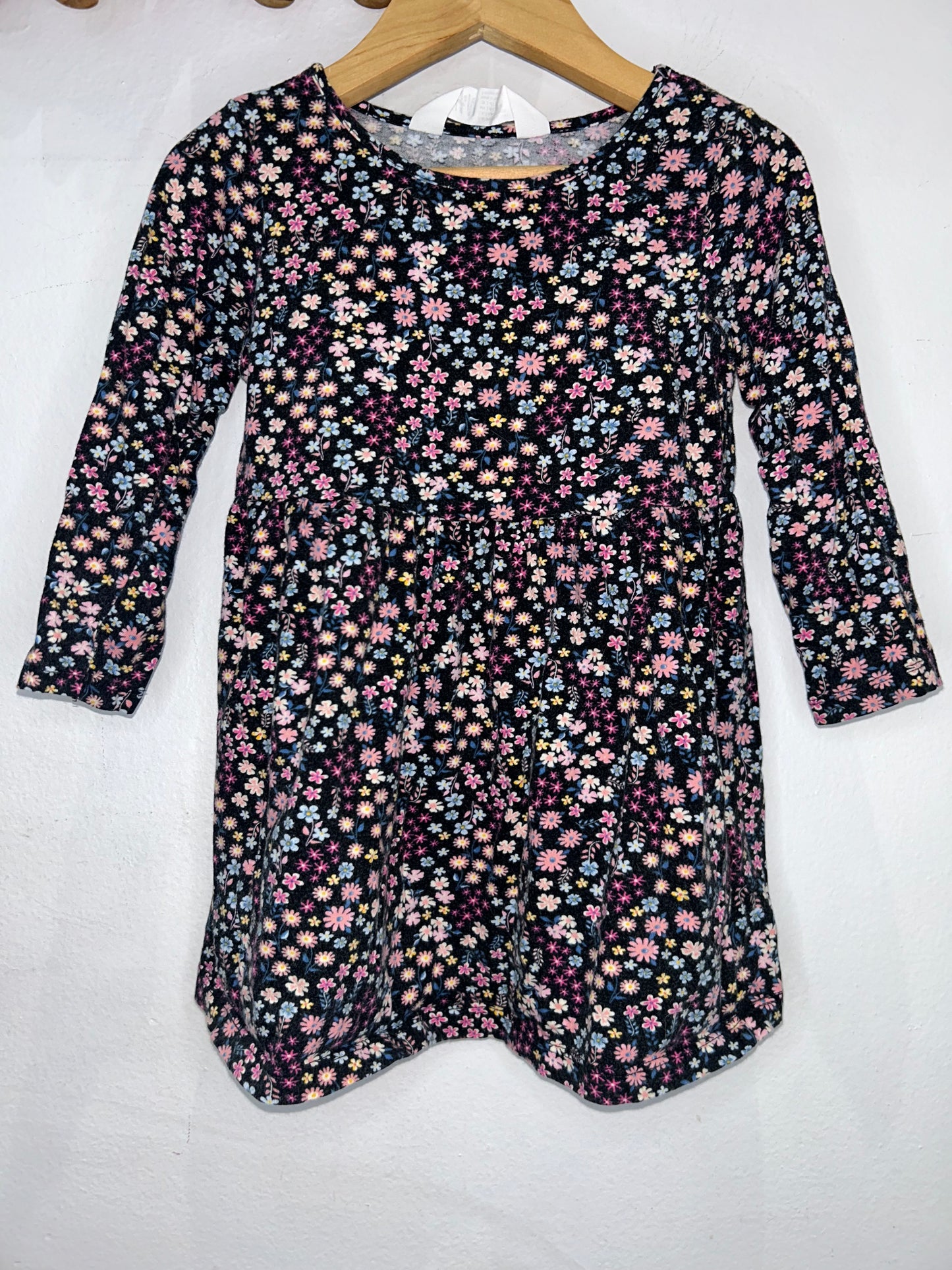 Black small flowers dress 2-4y