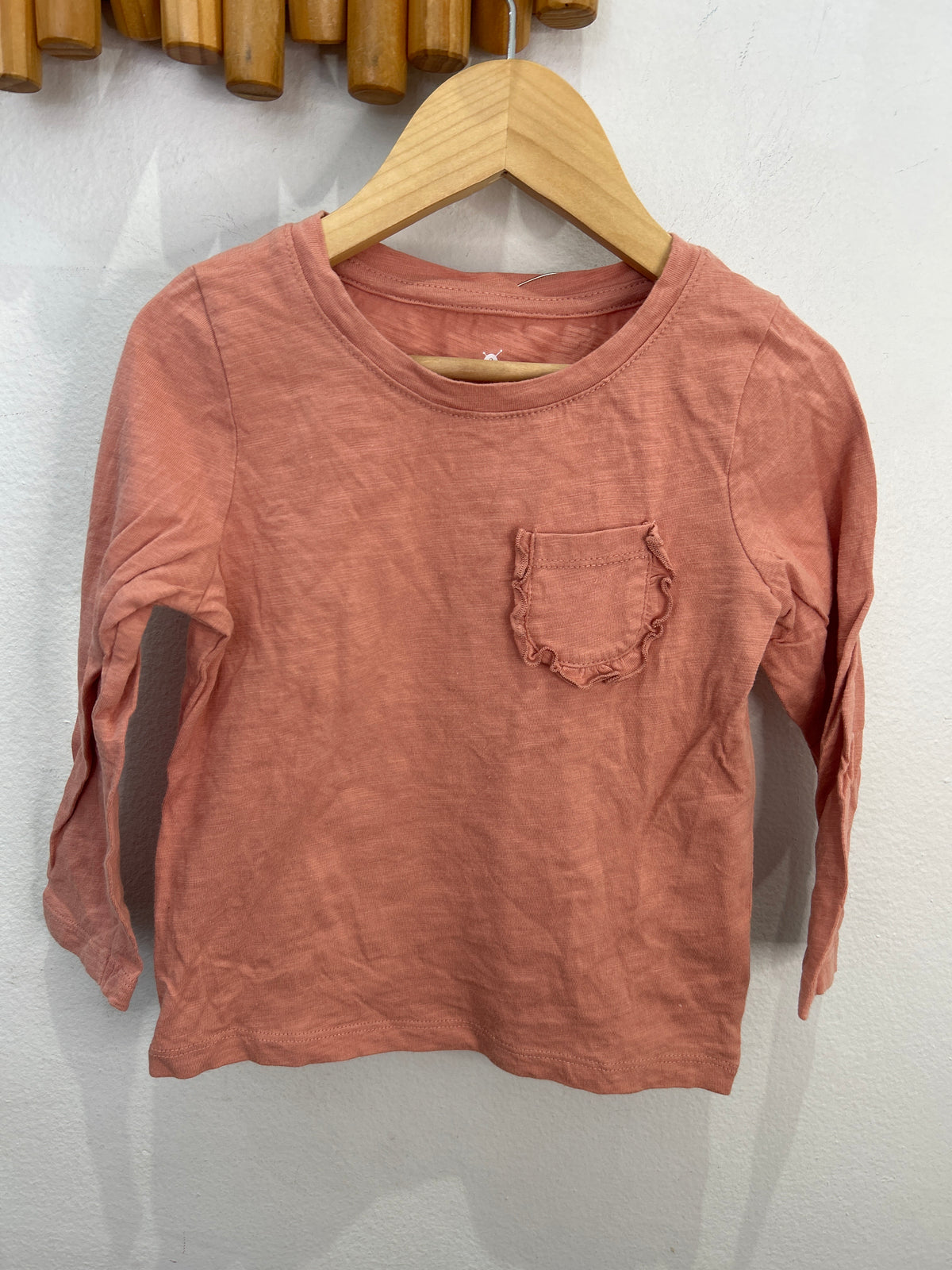 Peach pocket longsleeve 2-3y