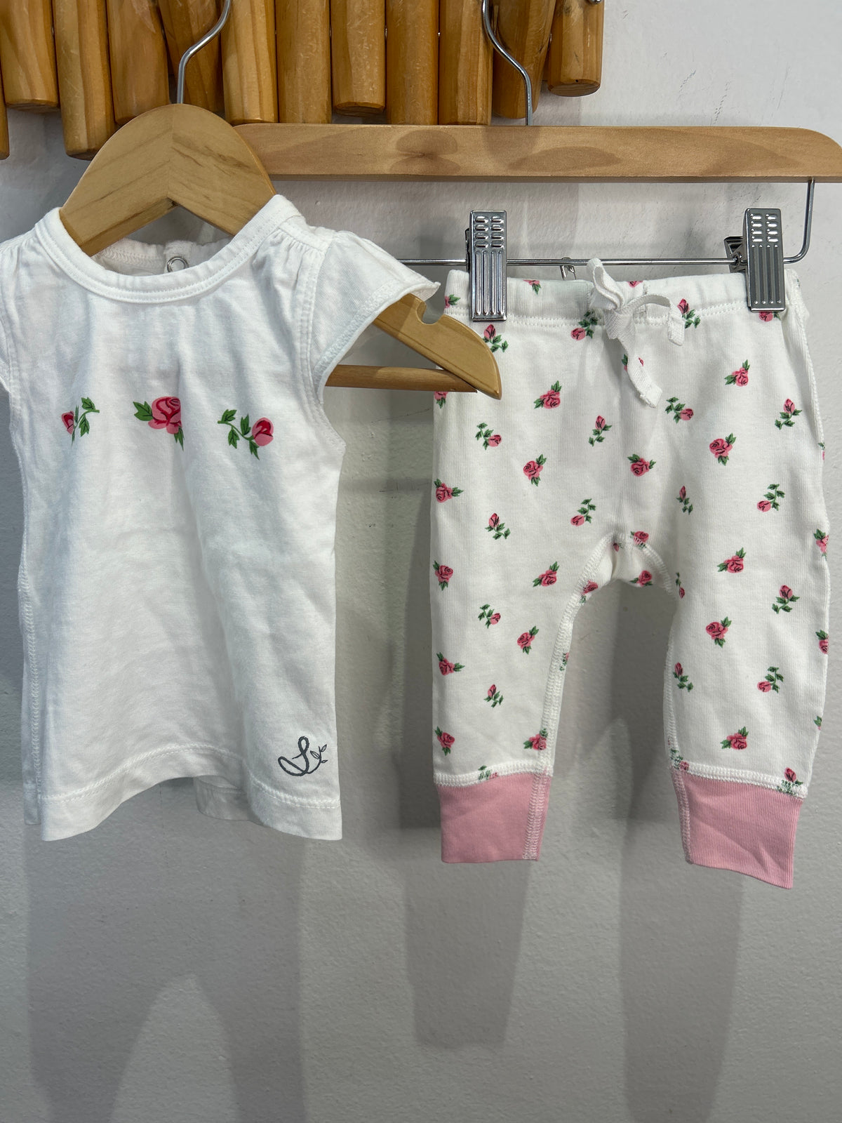 Sapling roses set 0-3m