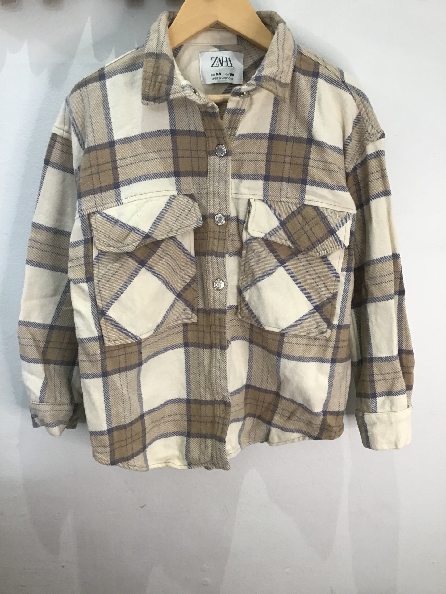 Beige checkered thick flannel shirt 8-9y