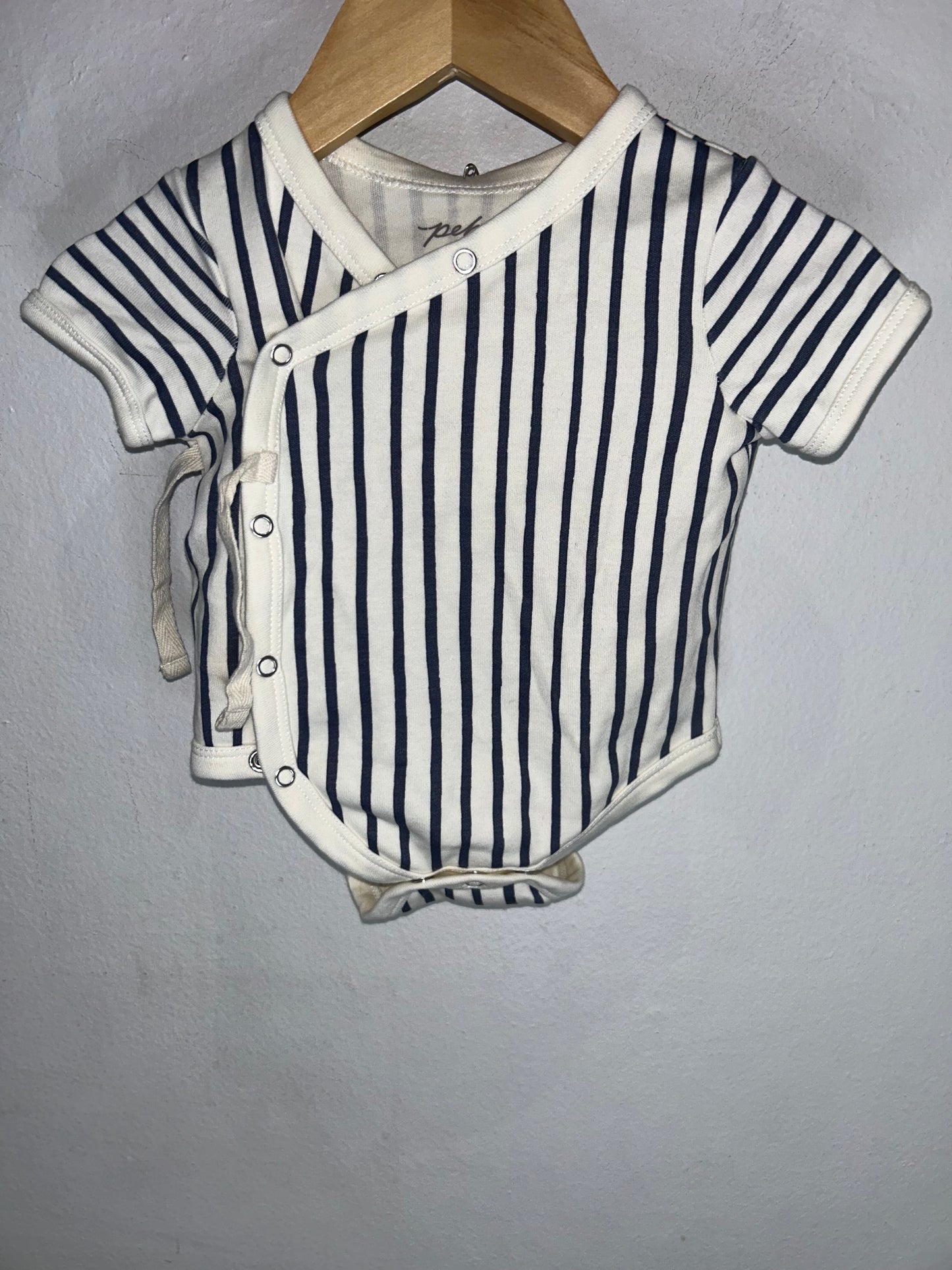 Stripes Onesie w Tie-0-3m