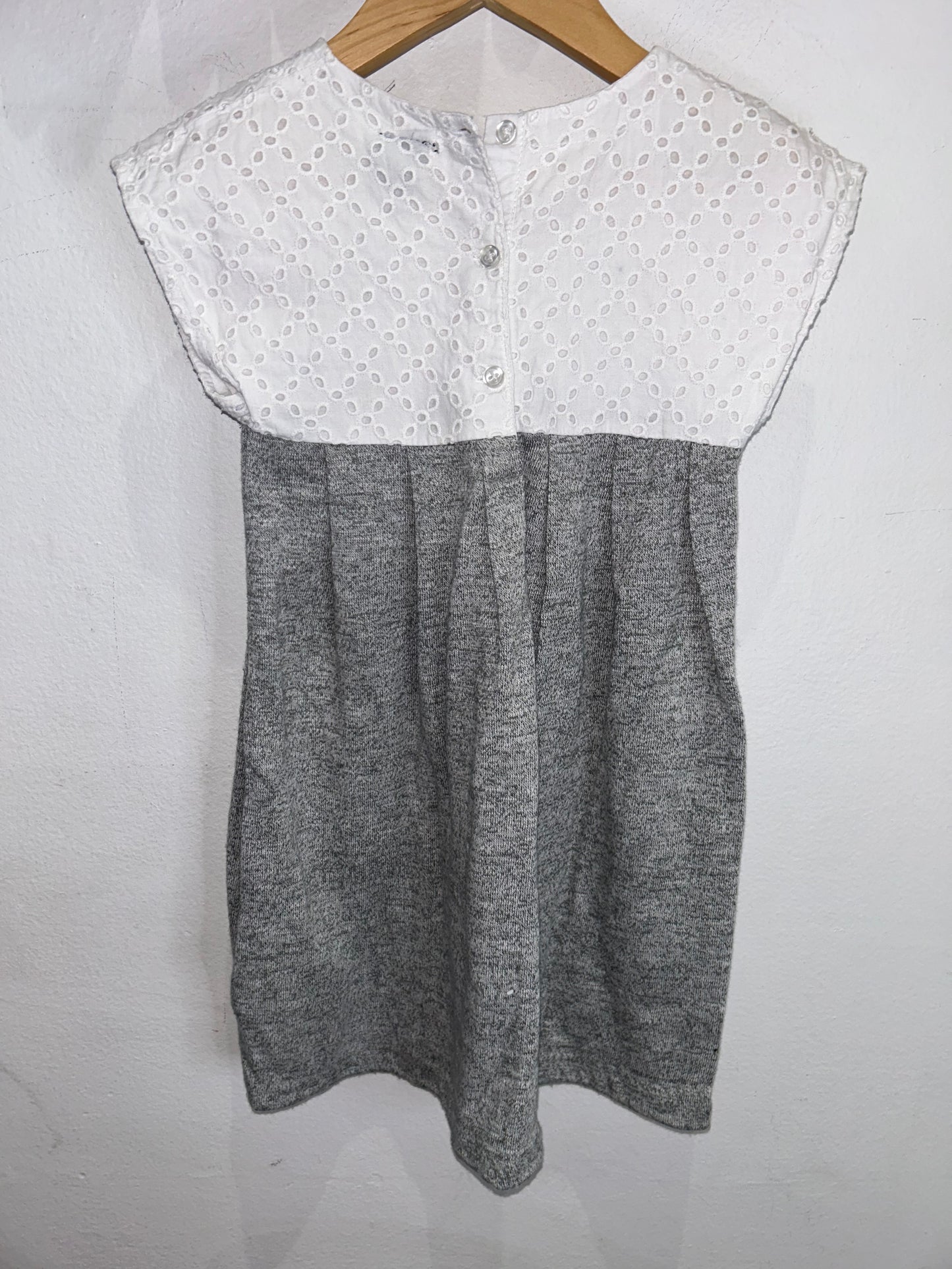 Knit and eyelet dress 4y
