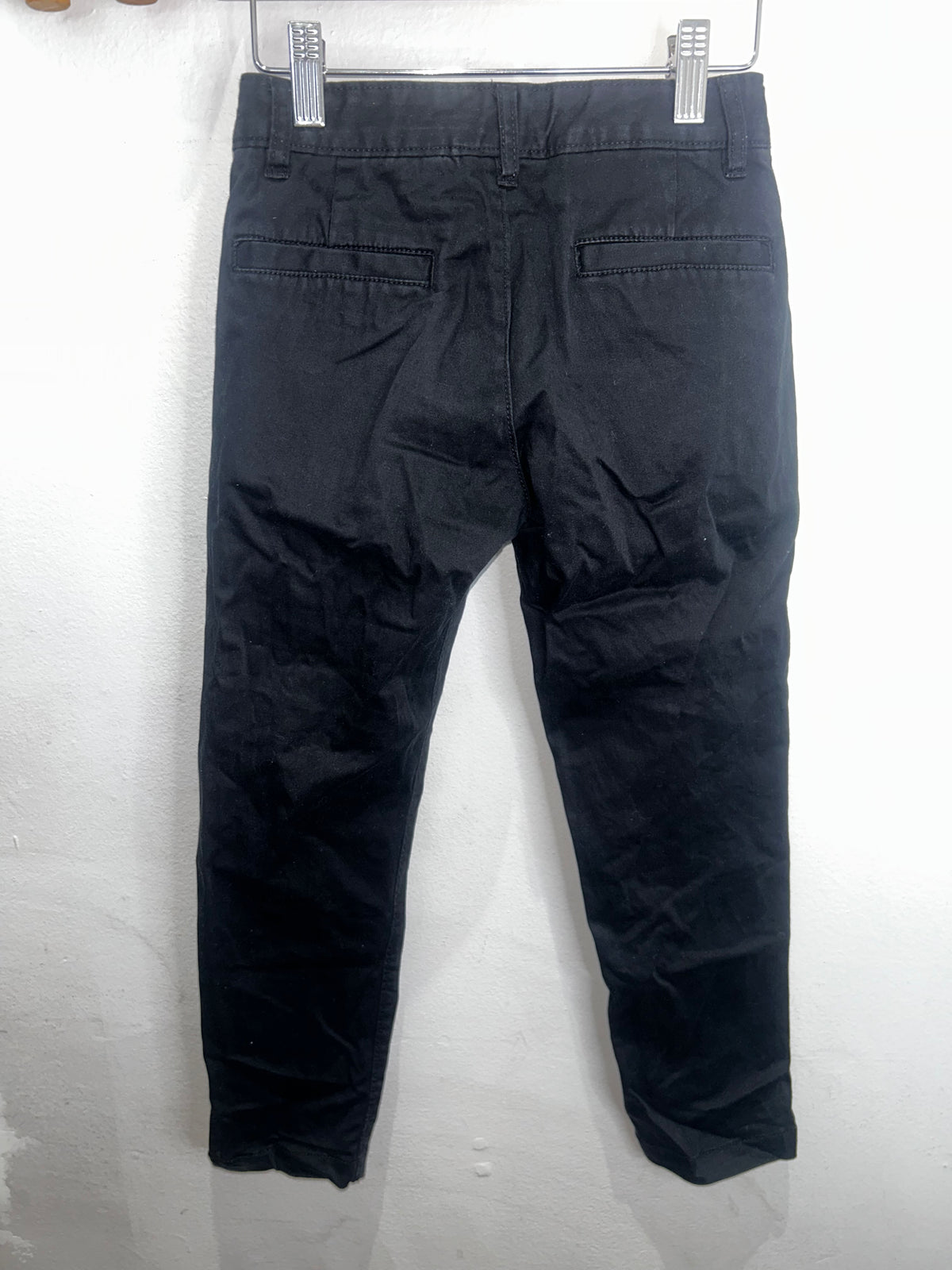 Black slim pants 7-8y