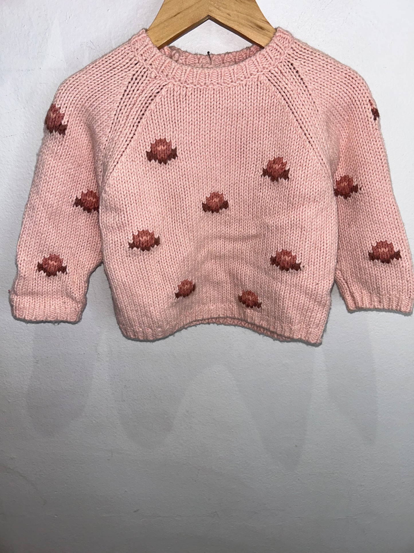 Light pink pattern sweater 6-9m