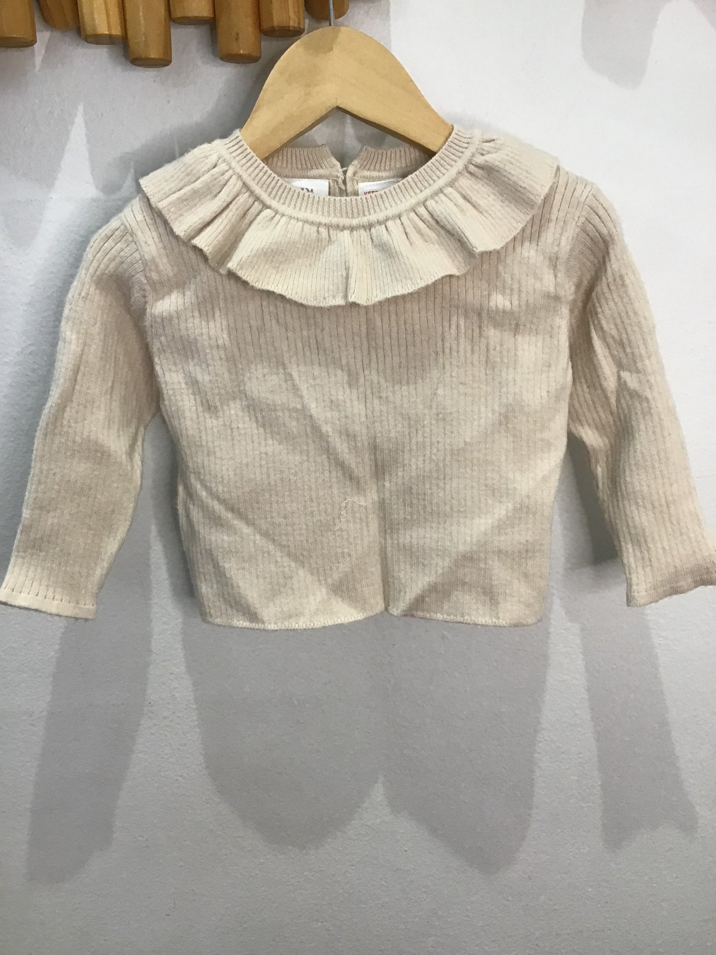 White winter print sweater 4-6m