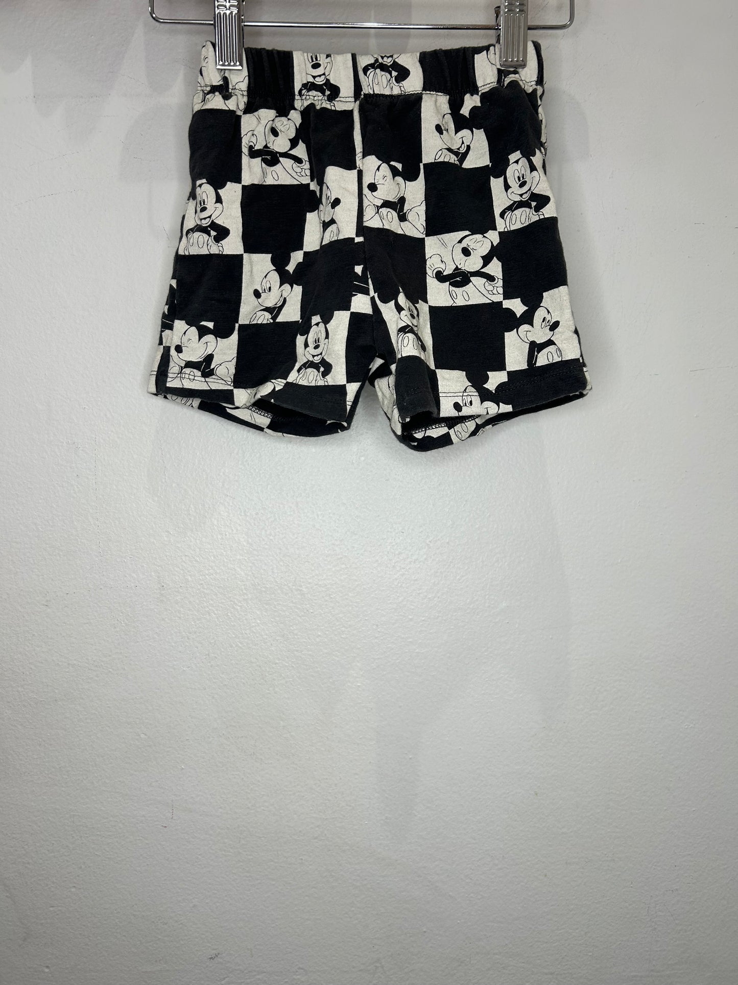 Mickey shorts 3-4y