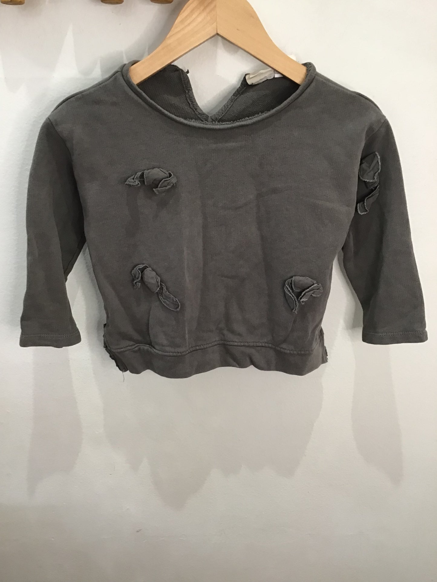 Pullover w ties 18-24m