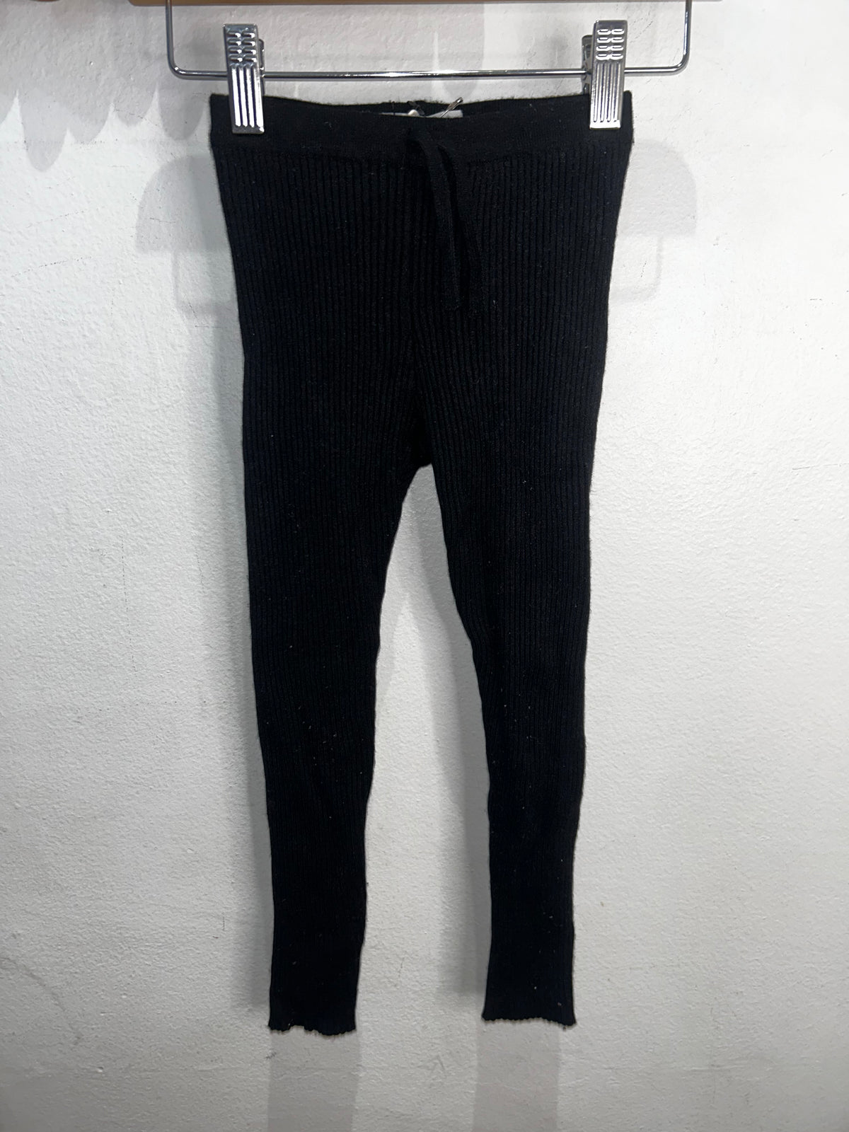 Black sweater leggings 5y