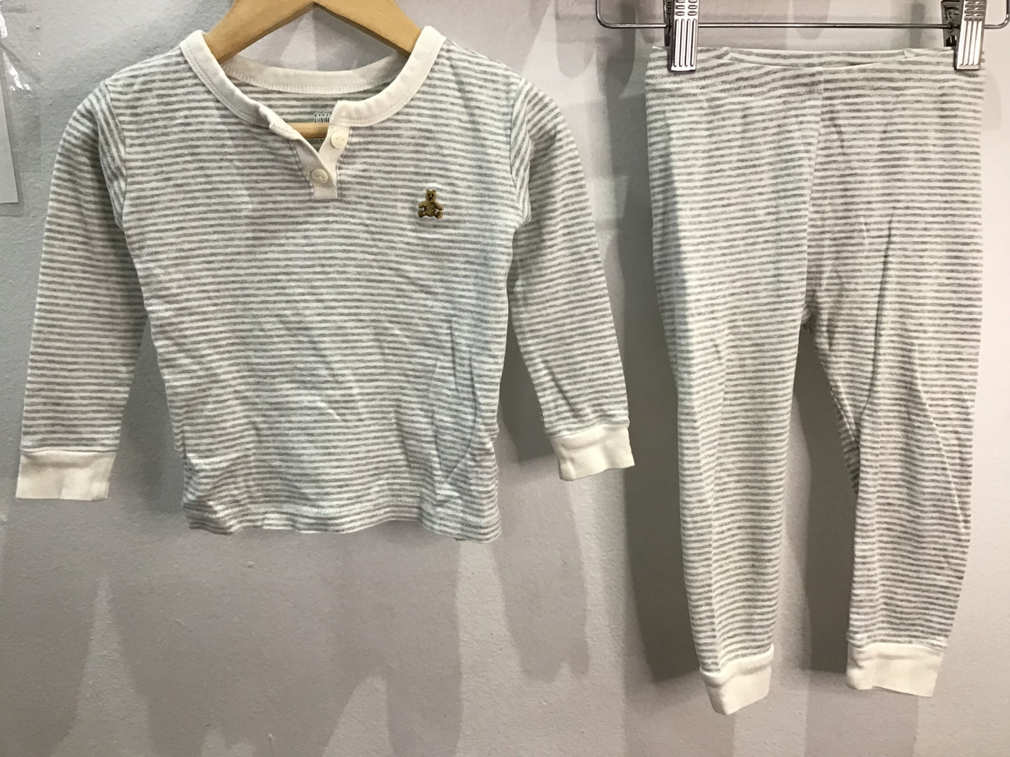 Grey striped organic lounge set 2y