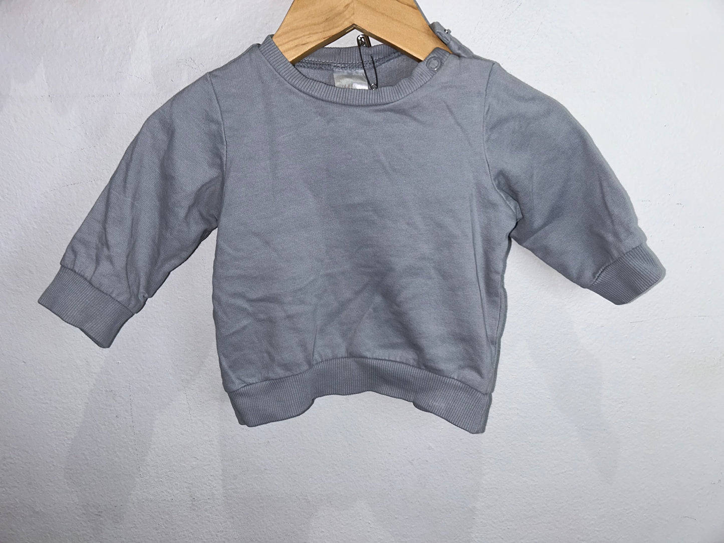Blue grey pullover 2-4m