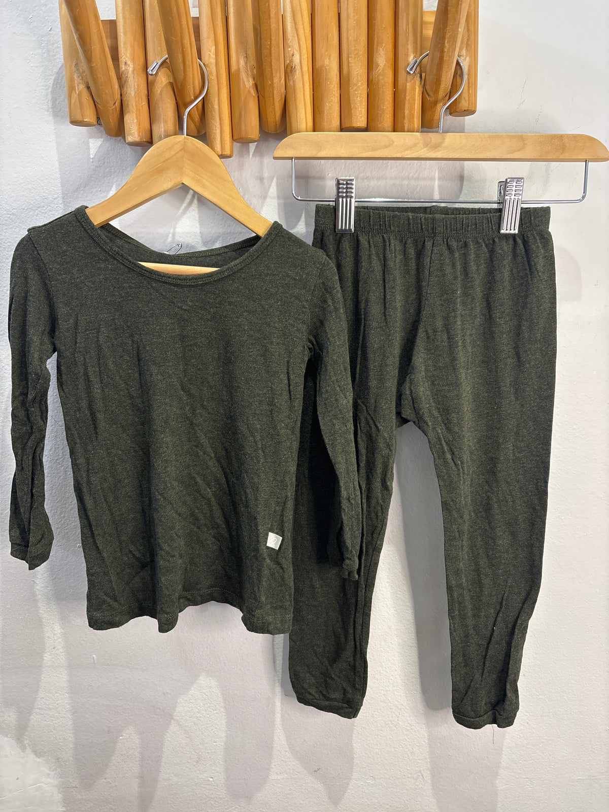 Ry and Pen bamboo lounge set 5y