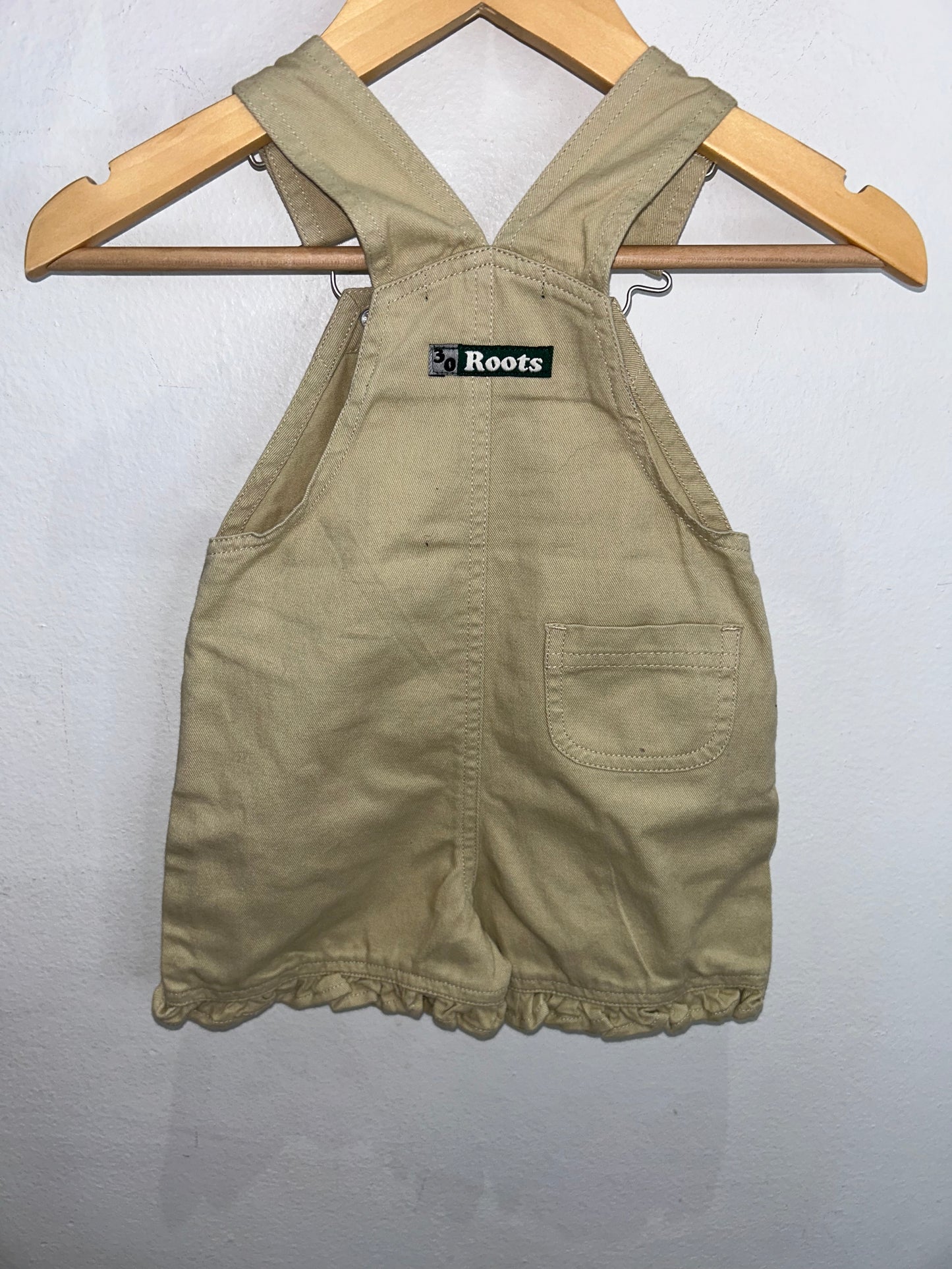 Vintage beige shorty romper 3-6m