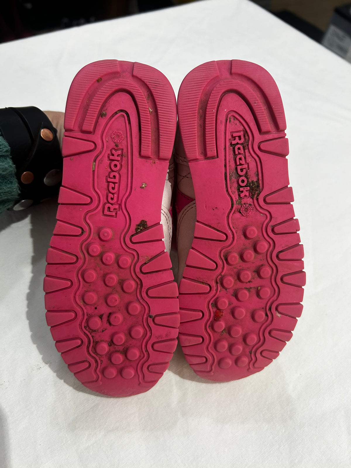 C10 light pink Puma