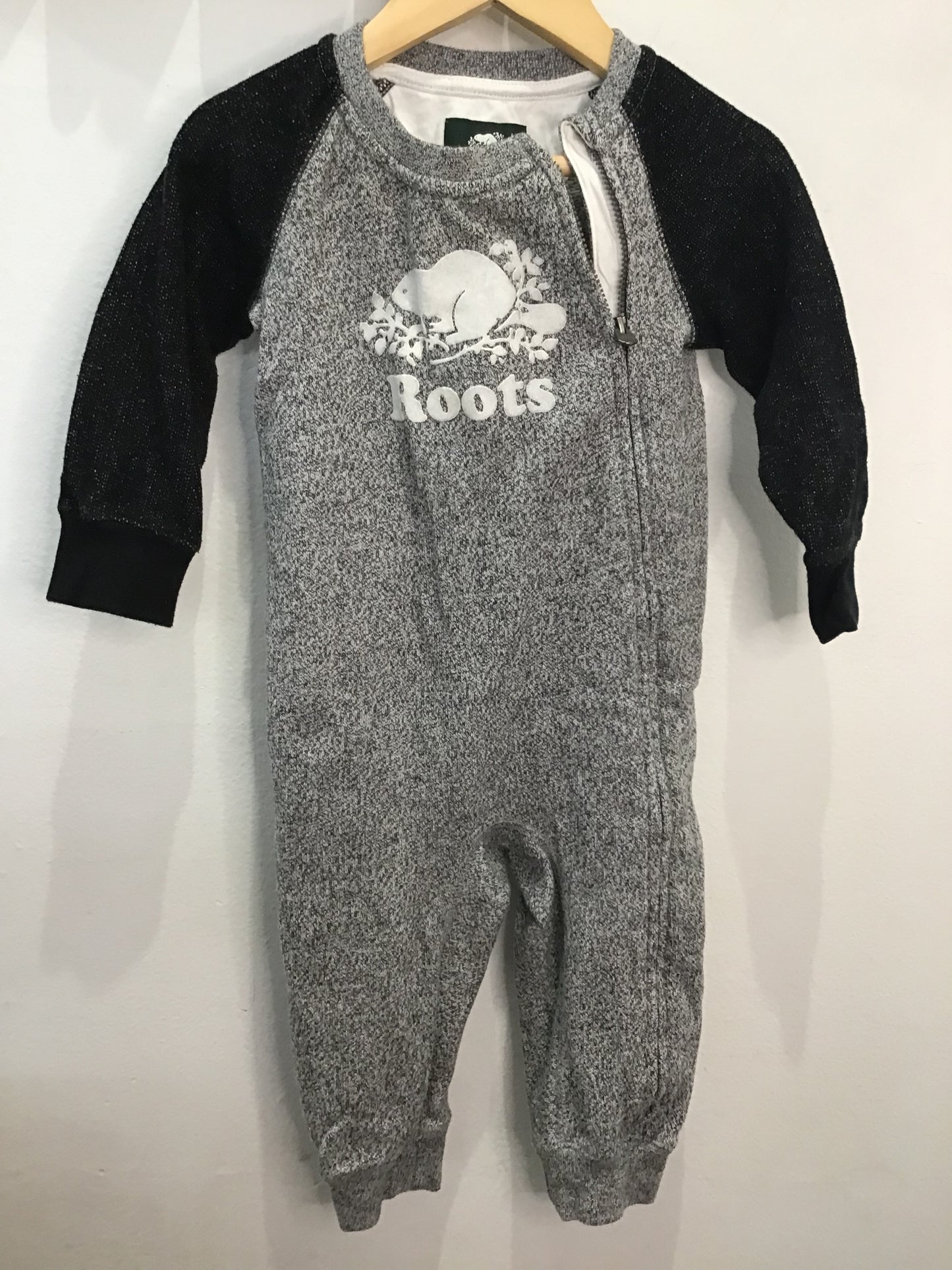 Romper Roots salt and pepper 12-18m