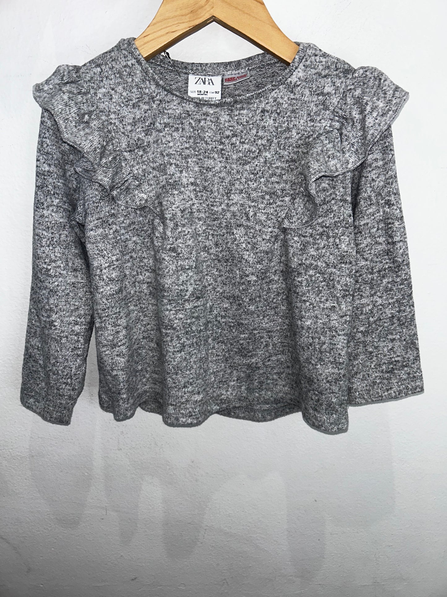 Grey knit sweater frilly 18-24m