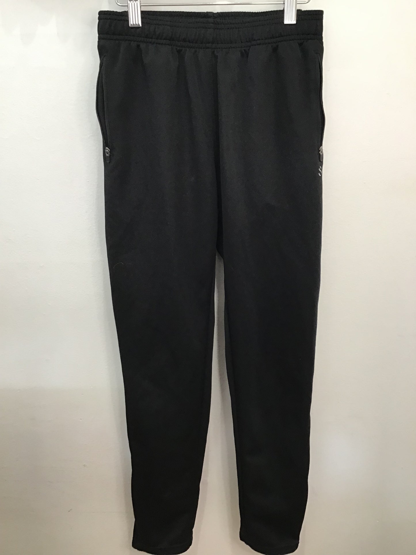 Black fur lined joggers 9-10y