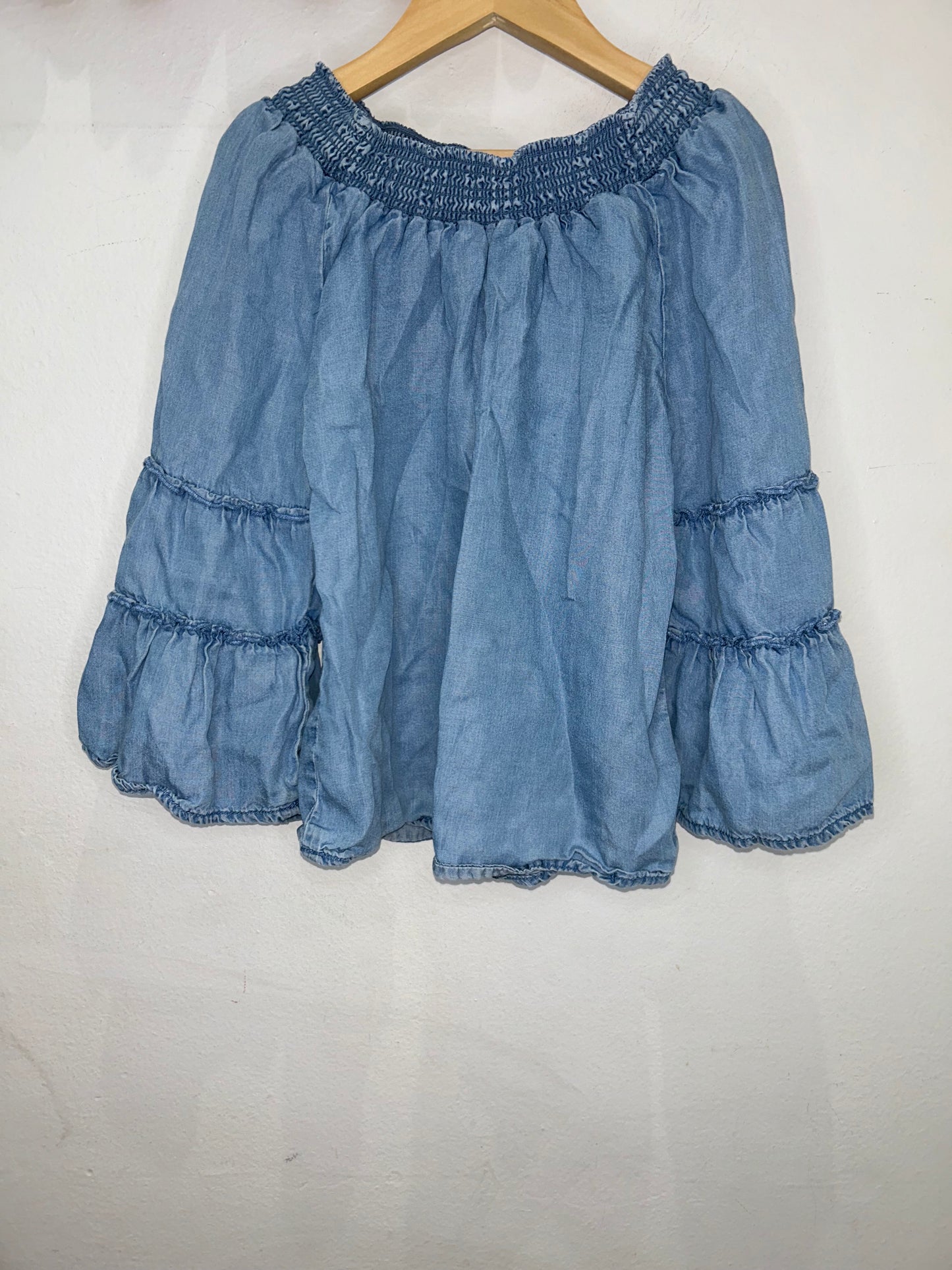 Chambray blouse 7y