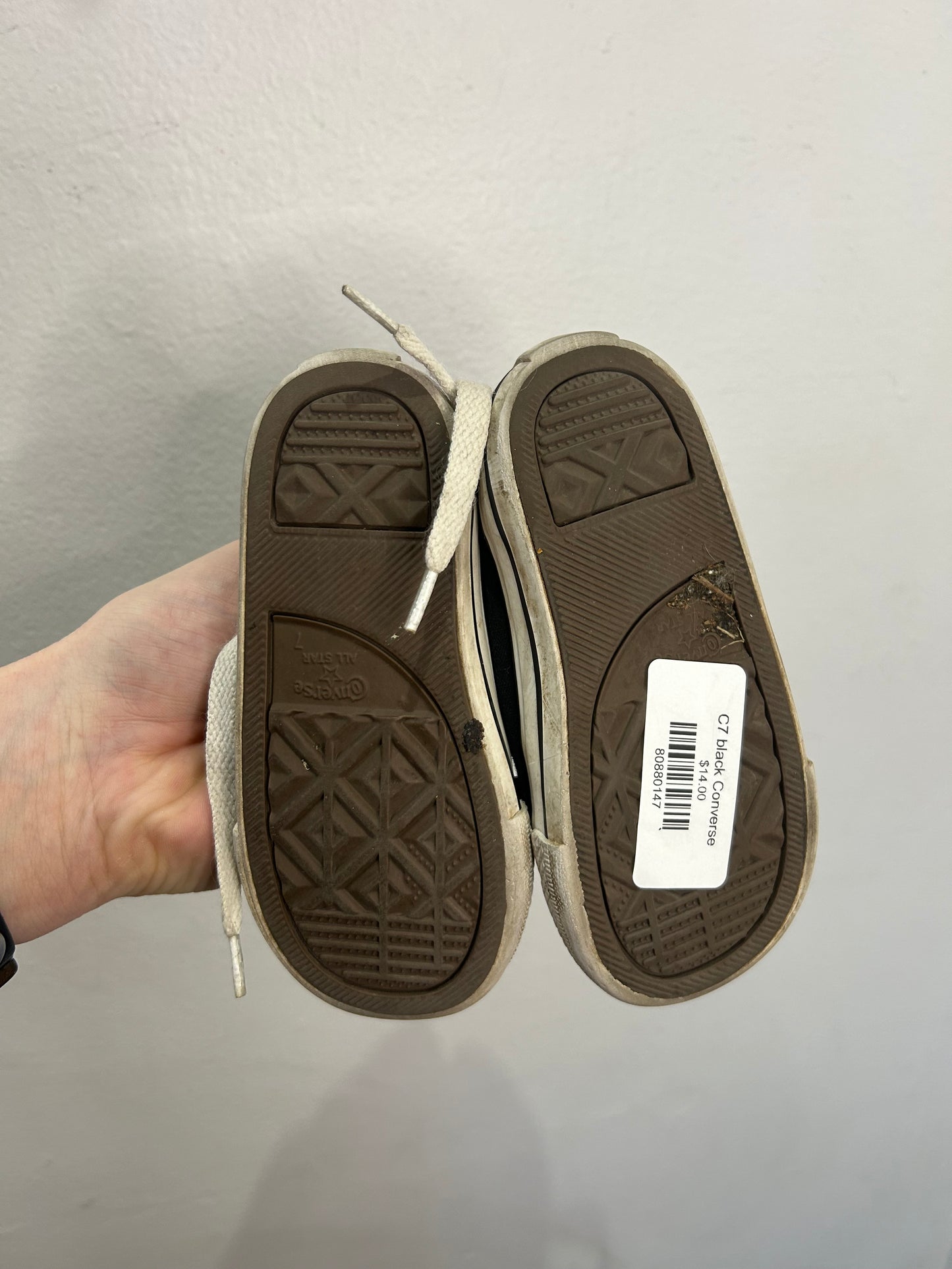 C7 black Converse