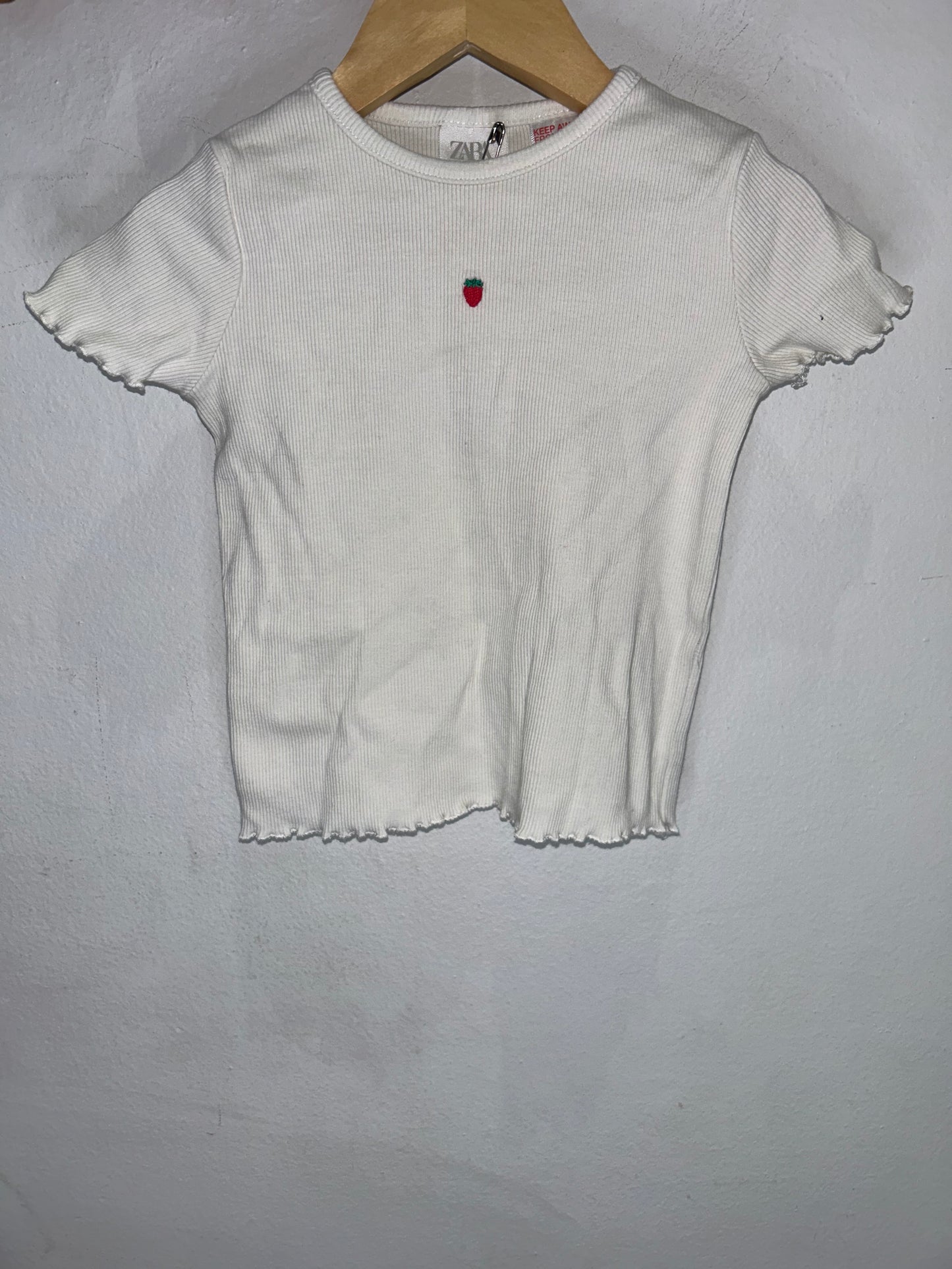 Strawberry print ribbed tee 2-3y