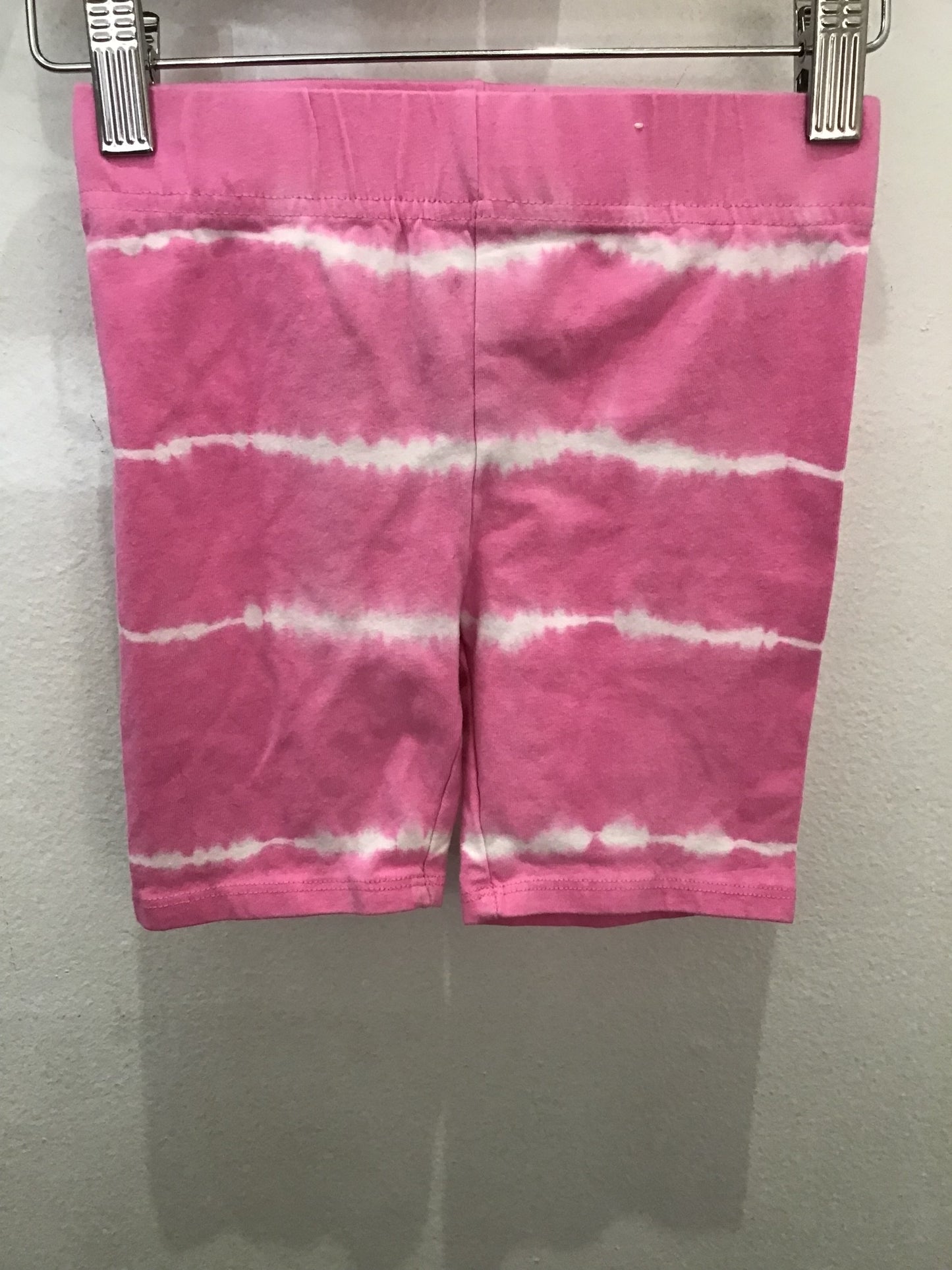 Pink dye shorts 5y