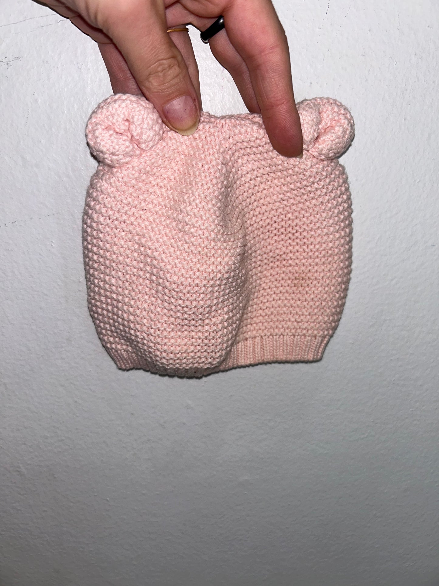 Pink square knit hat 0-3m