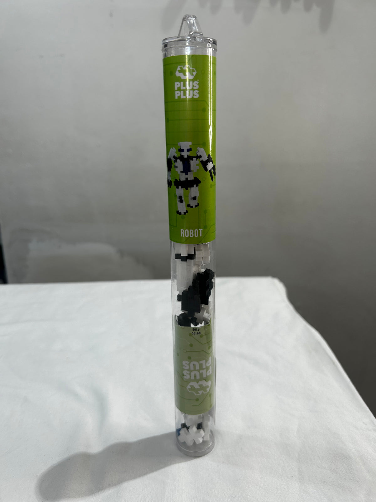 Plus Plus robot tube