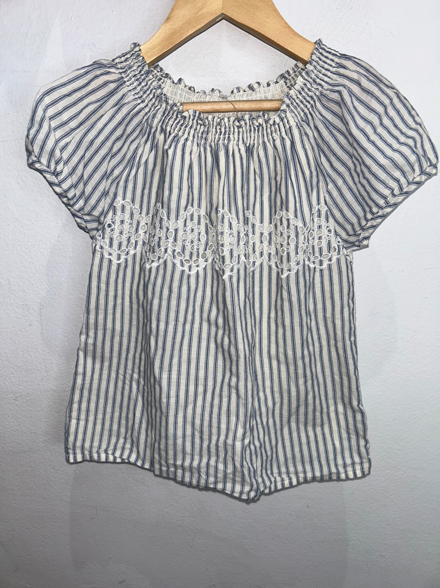 Blue vertical stripes blouse 4-5y