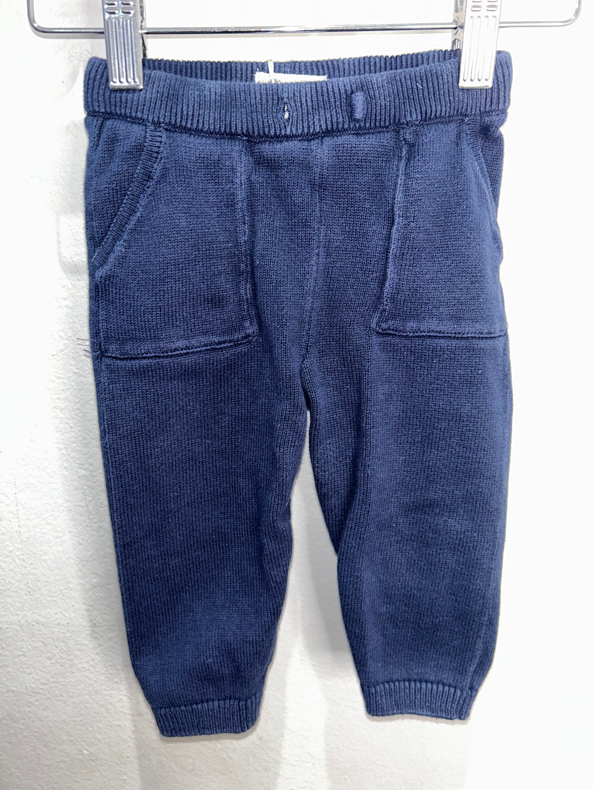 Blue sweater pants 9m B