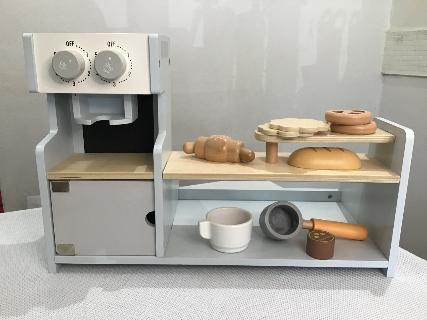 Wooden coffee bar toy