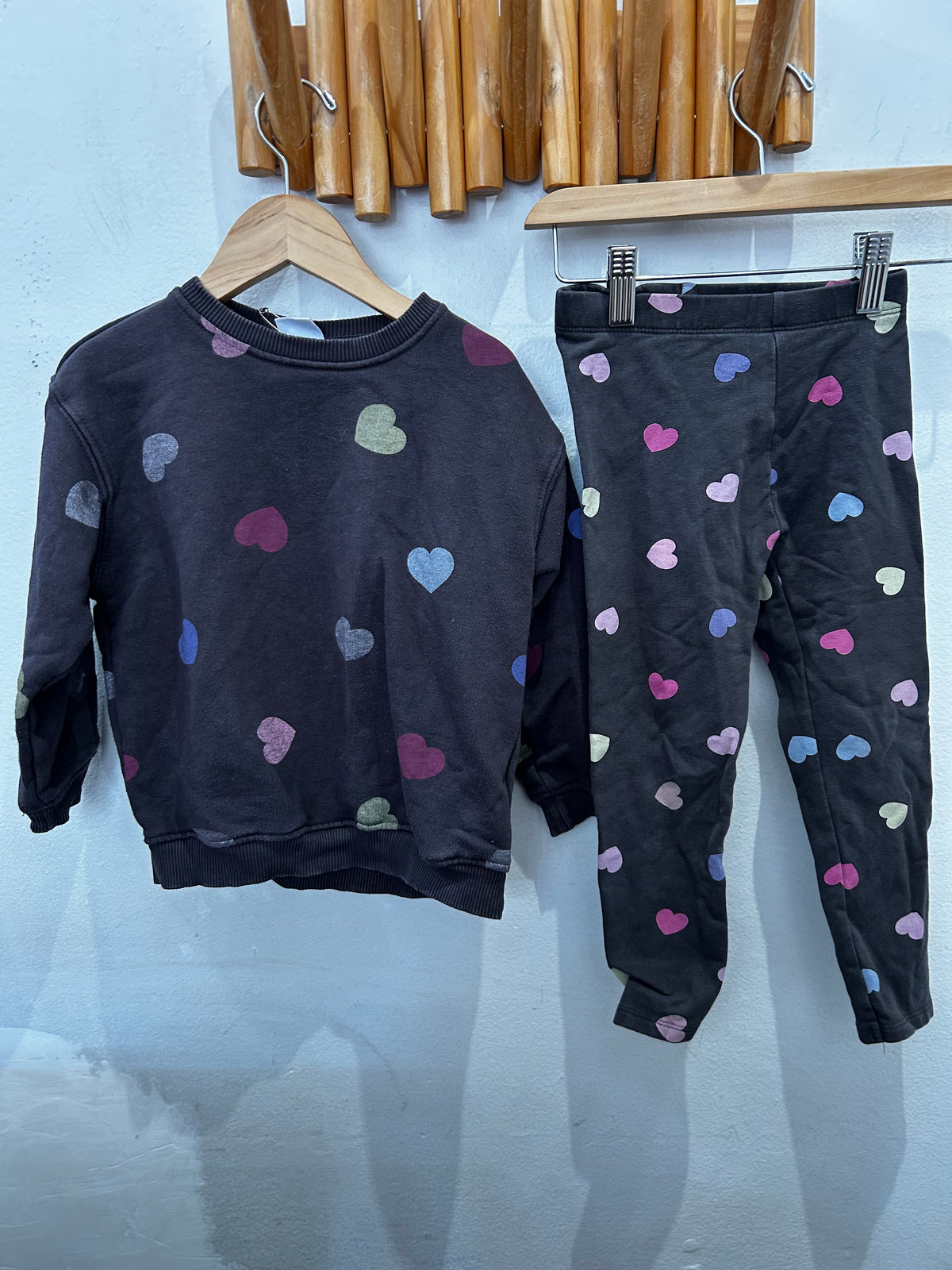 Ash hearts jogger set 3-4y