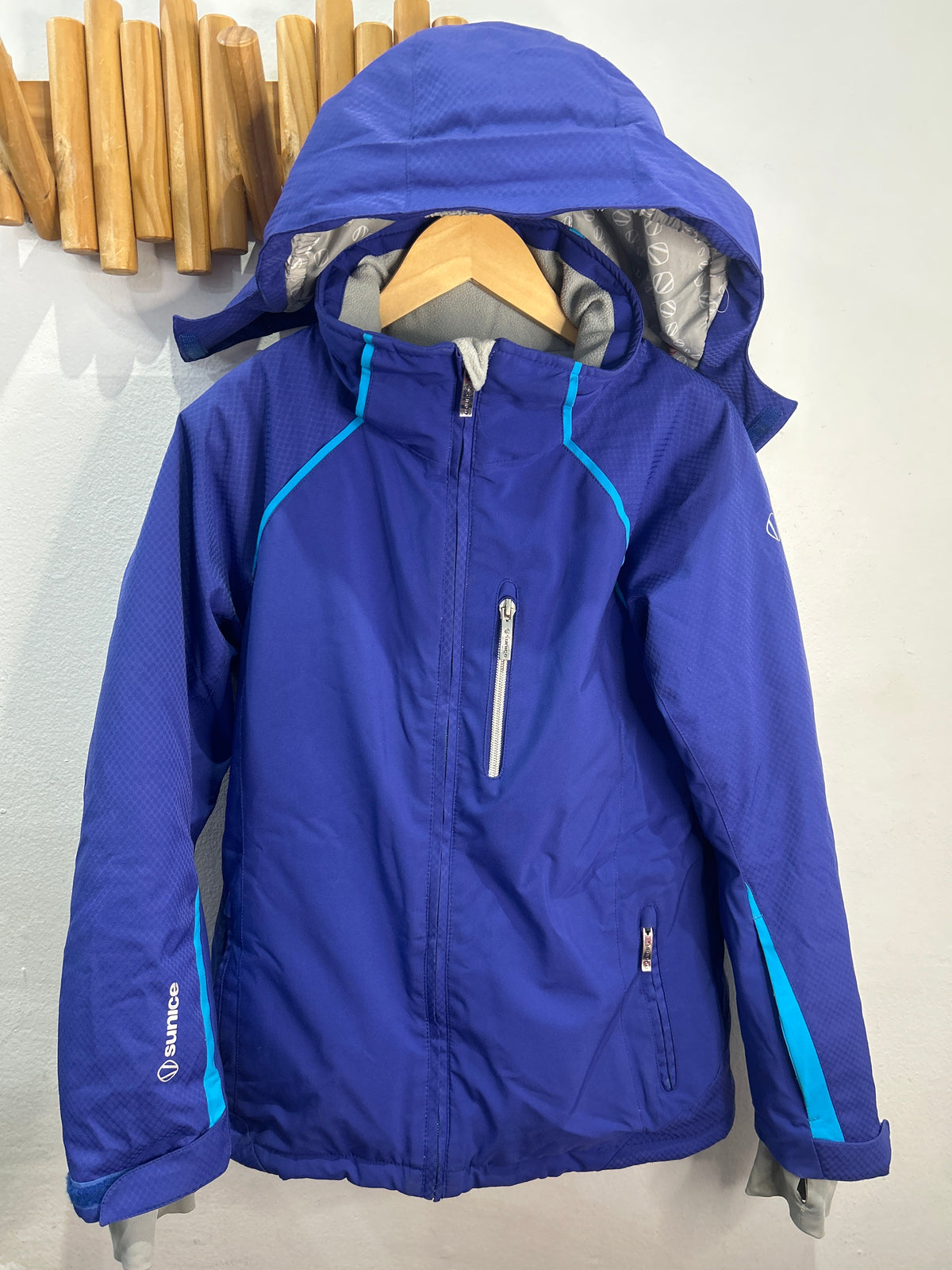 Sunice purple ski jacket 10y