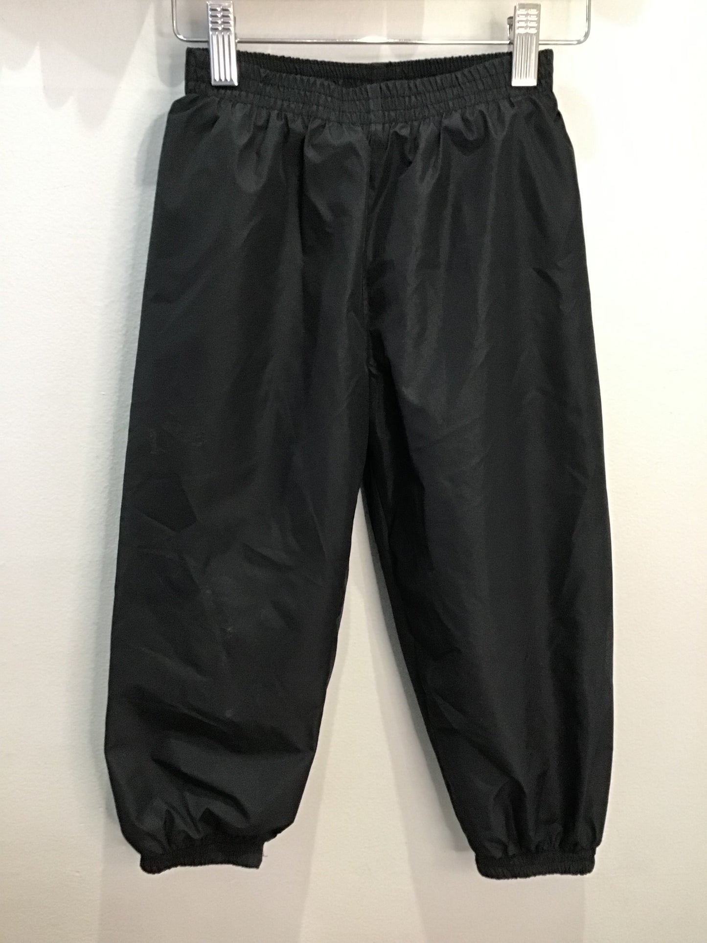 Black fleece lined rain pants 3-4y