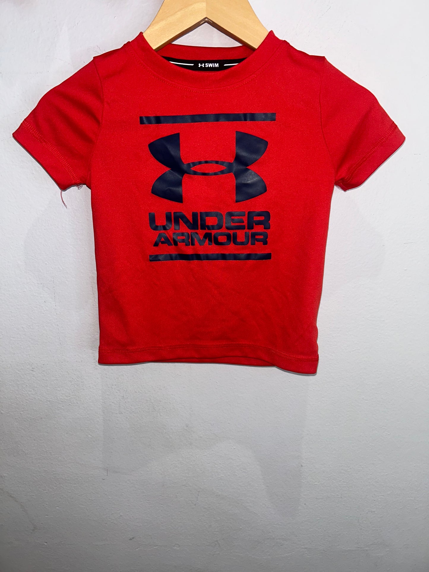 Underarmour swim tee 2y