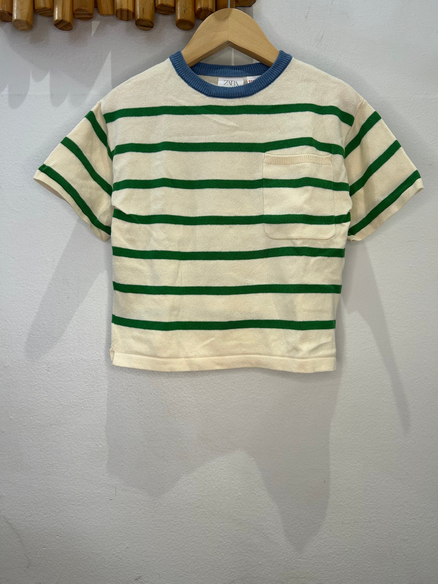 Striped knit tee 2y NEW