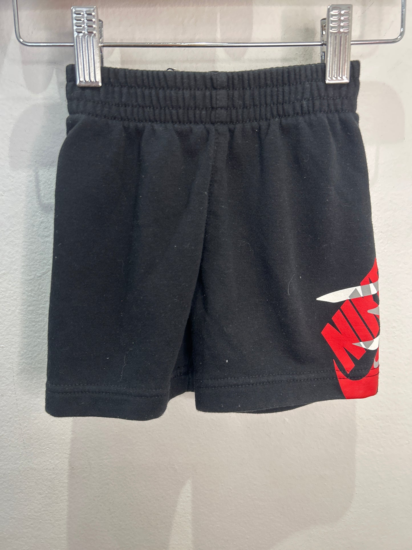 Nike jogger shorts 2y